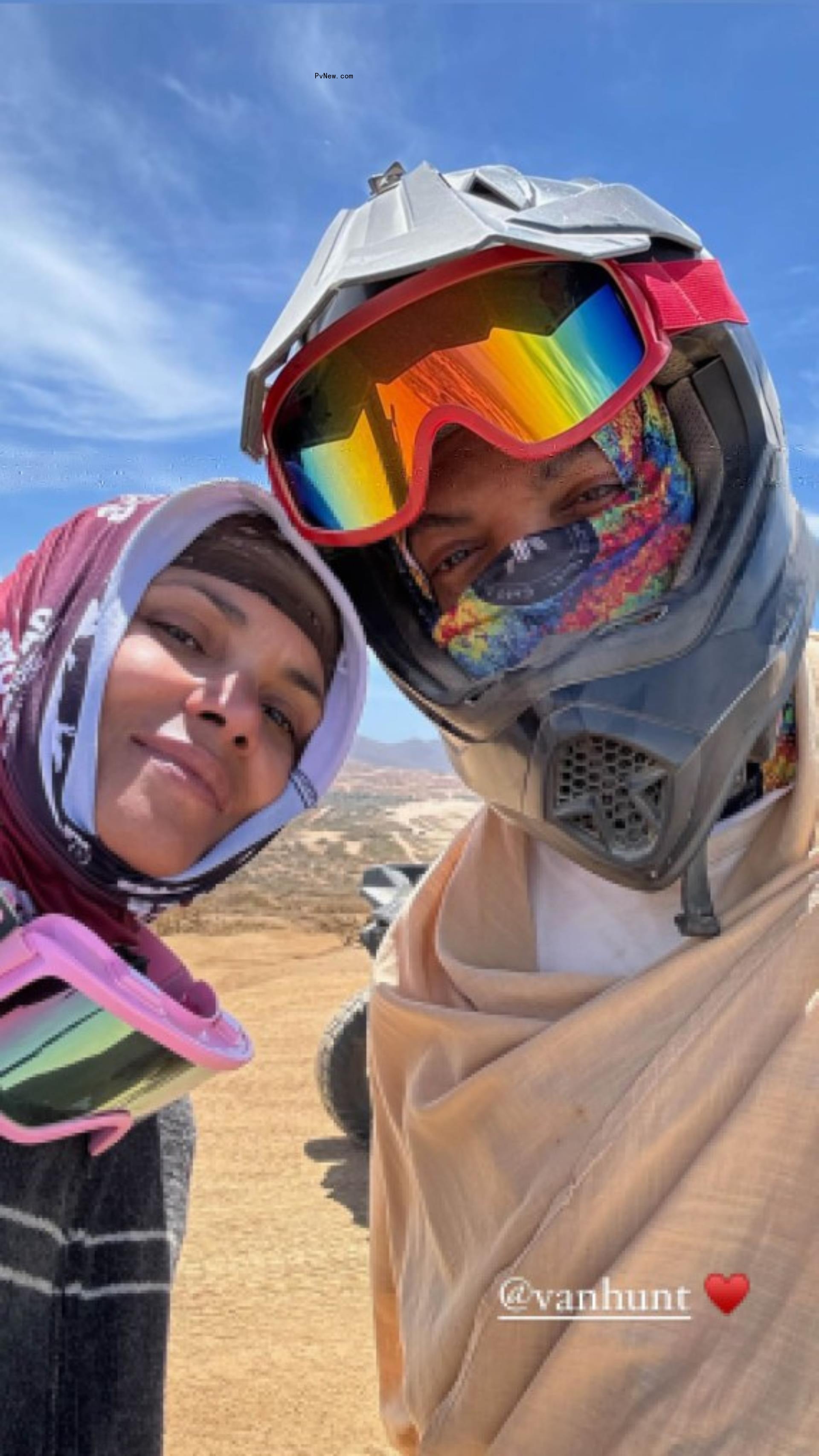 Halle Berry and Van Hunt in Mexico.