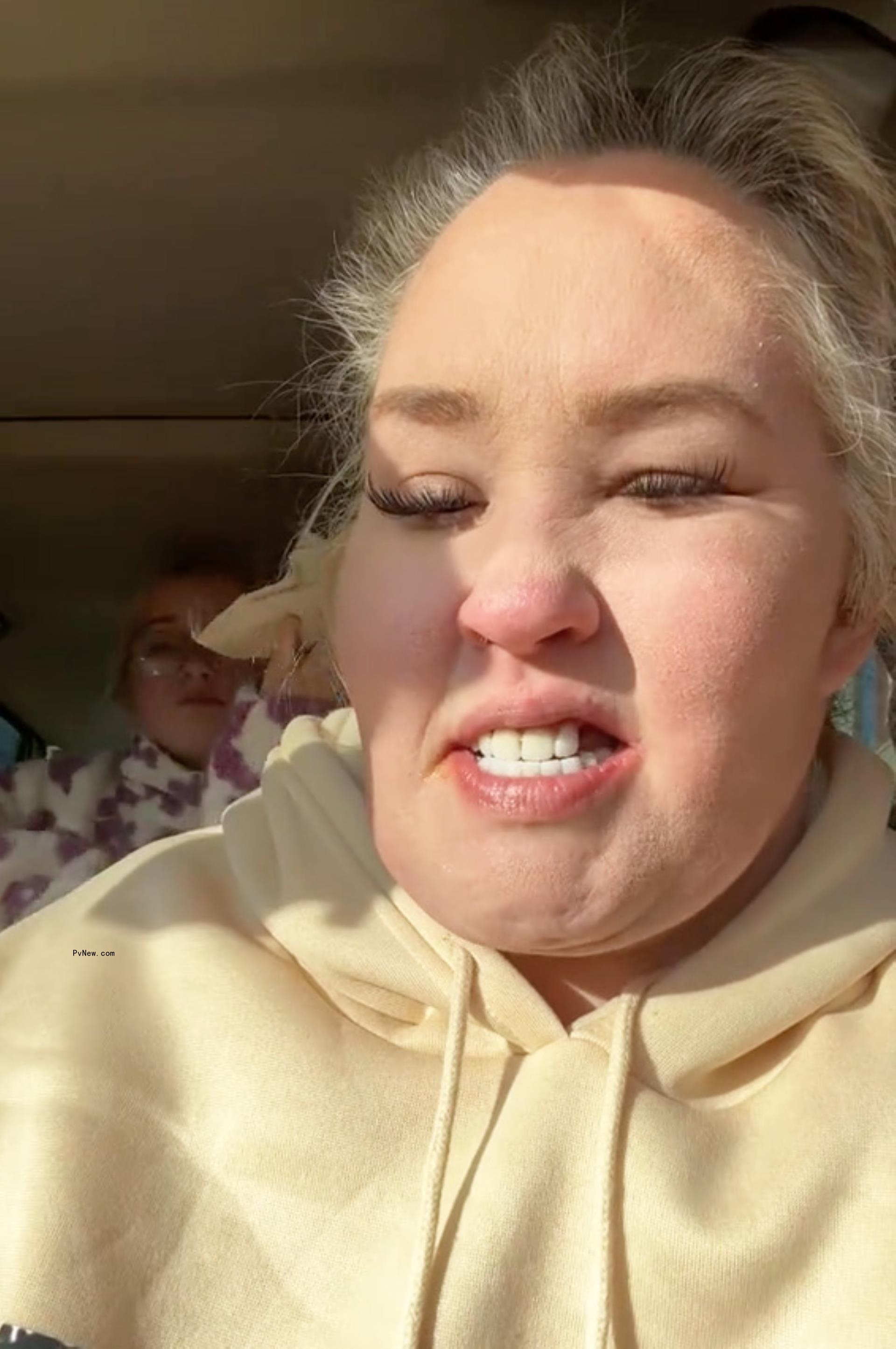 Mama June selfie