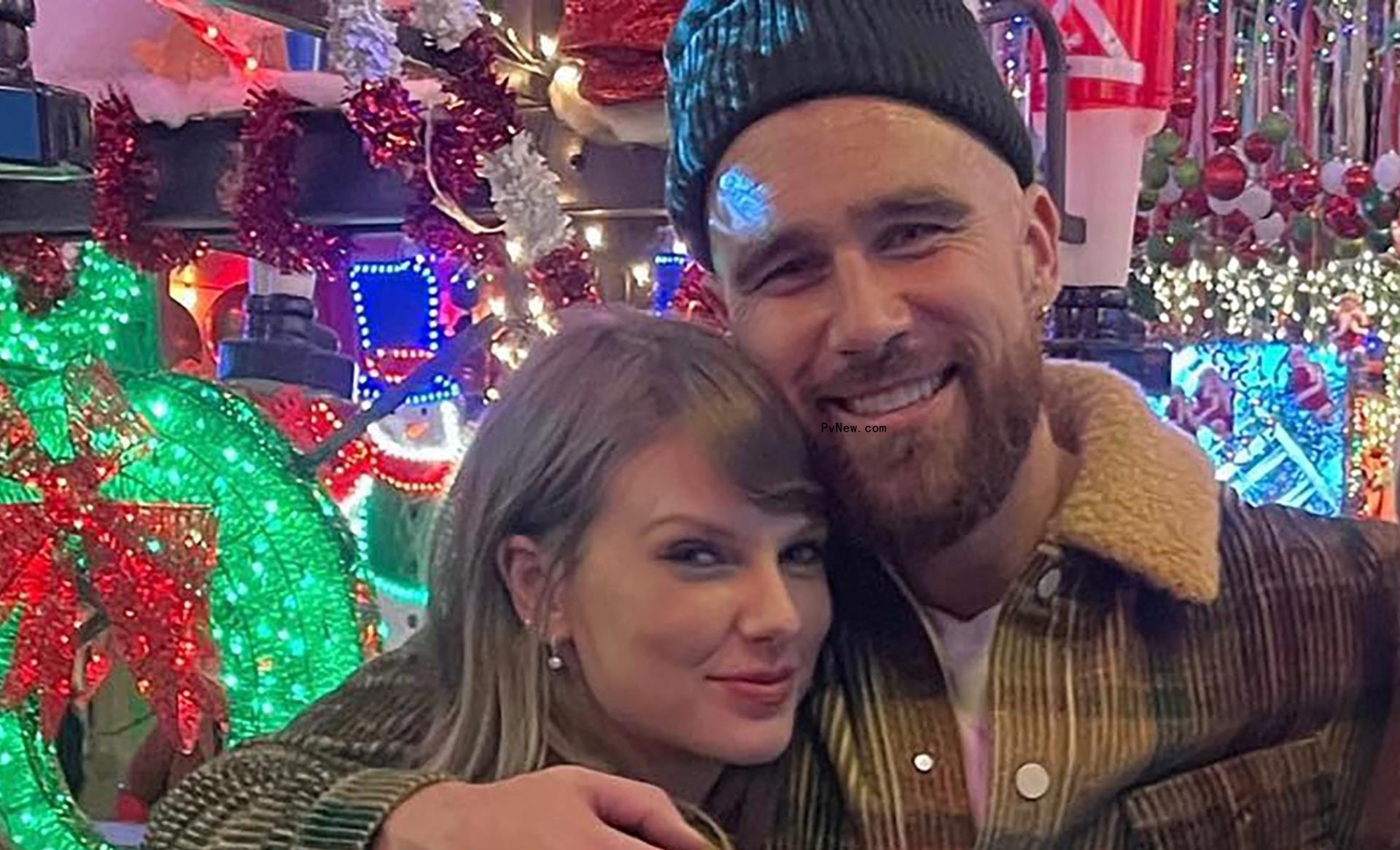 Travis Kelce, Taylor Swift hugging