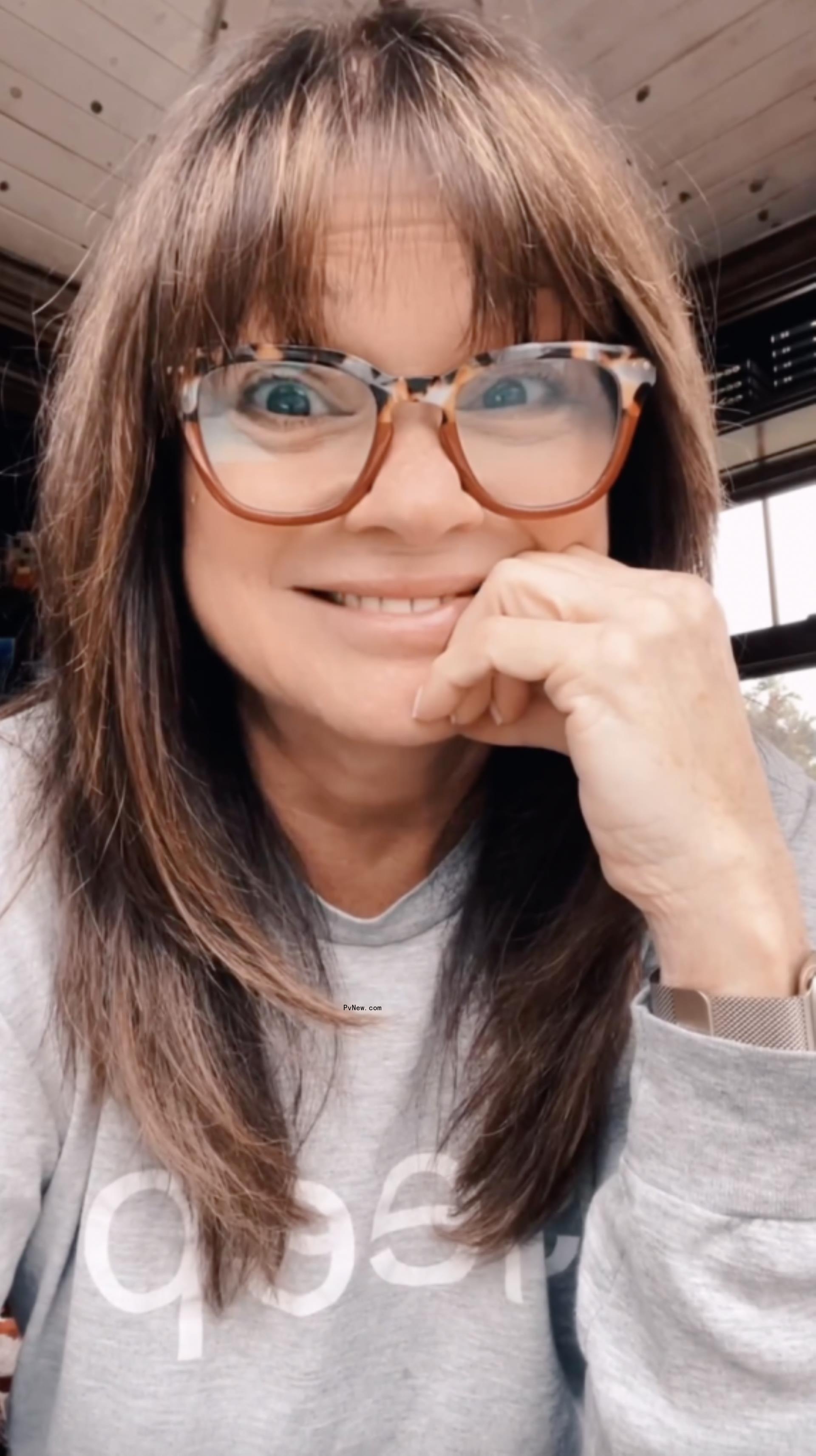 Valerie Bertinelli selfie