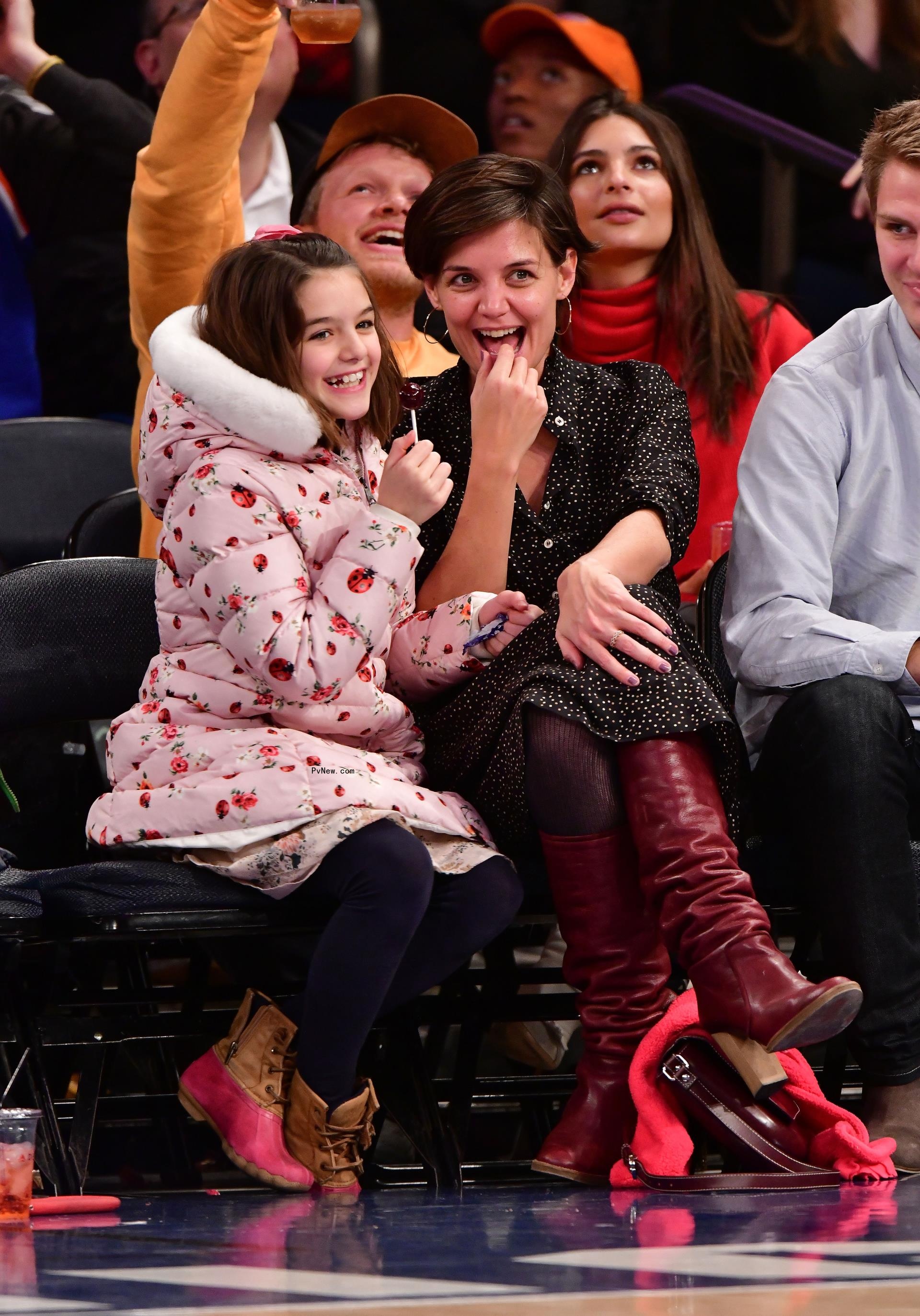 Katie Holmes and Suri Cruise at an NBA game in 2017.