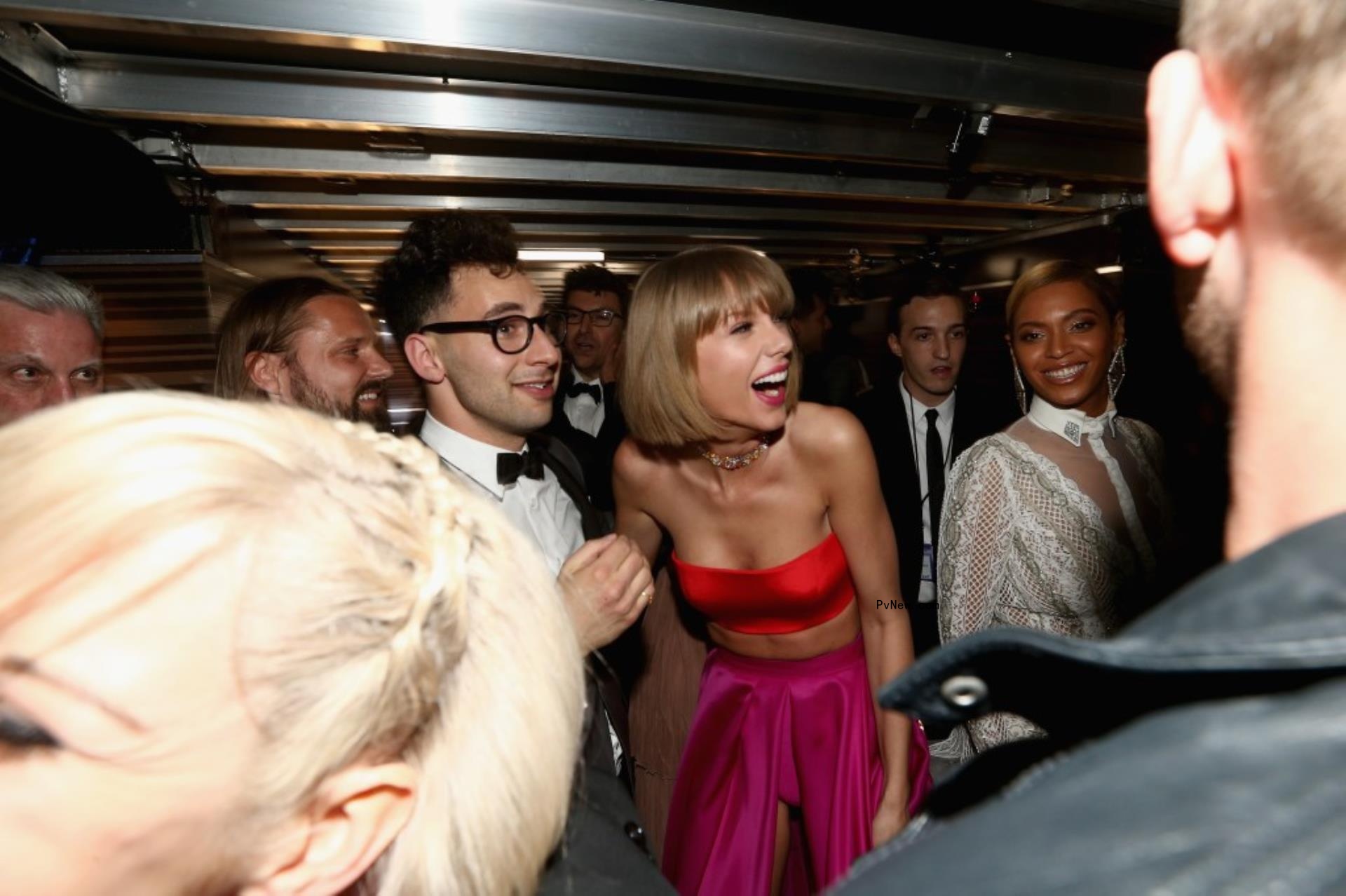 Taylor Swift and Jack Anto<i></i>noff in 2016.