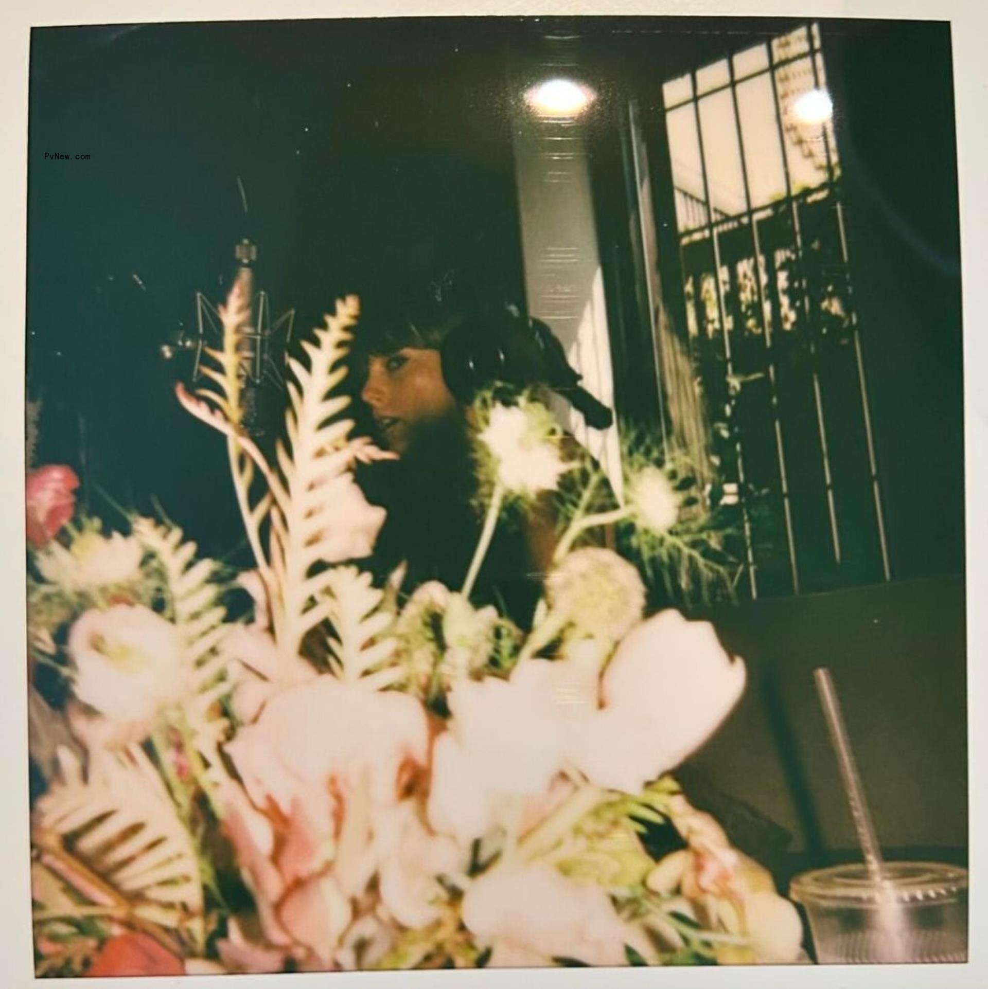 Taylor Swift recording
