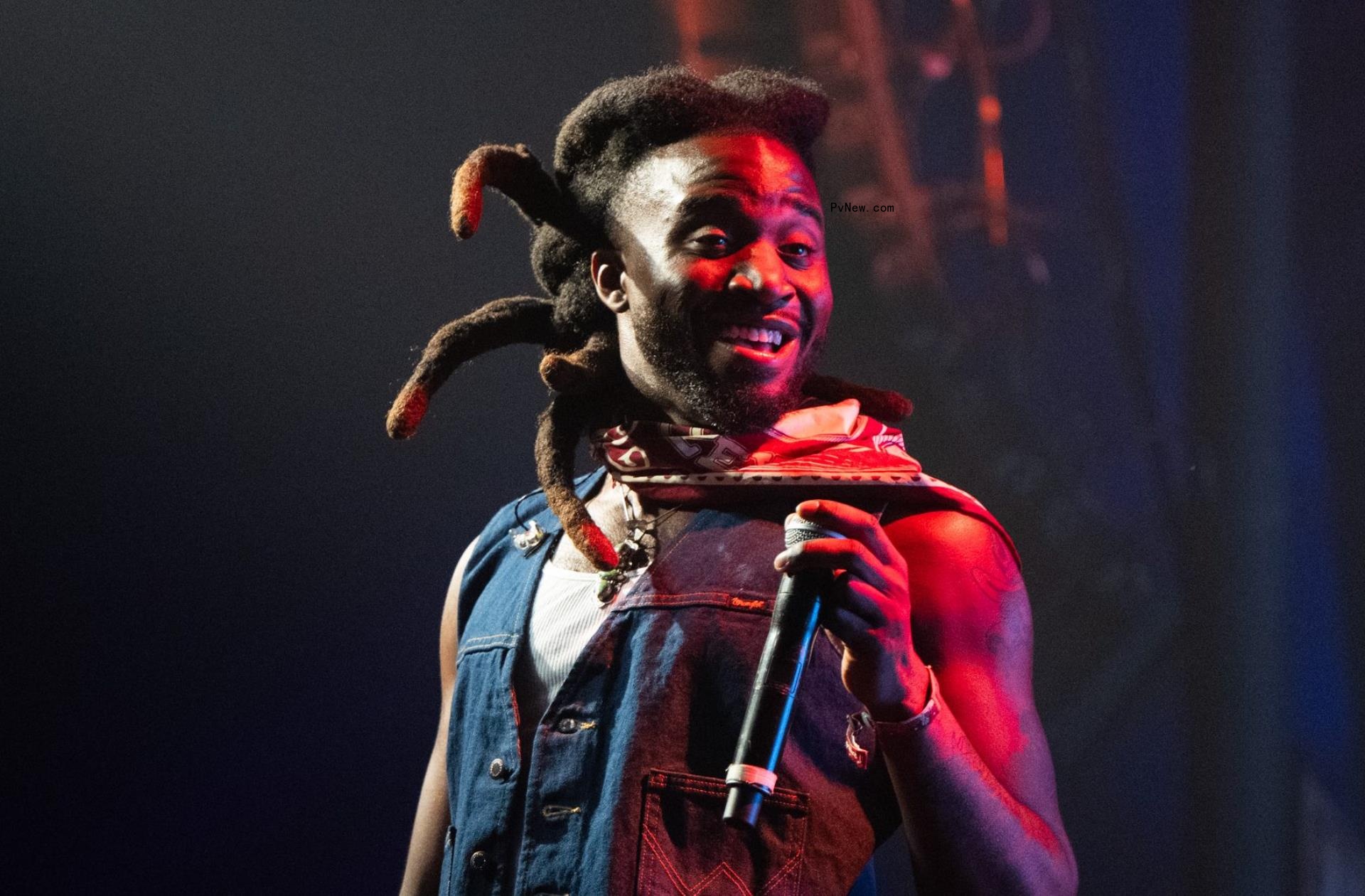 Shaboozey on Reaching His Tipping Point With ‘A Bar Song (Tipsy),’ Killing It at Stagecoach and Sharing a Spaghetti-Western Sensibility With Beyoncé