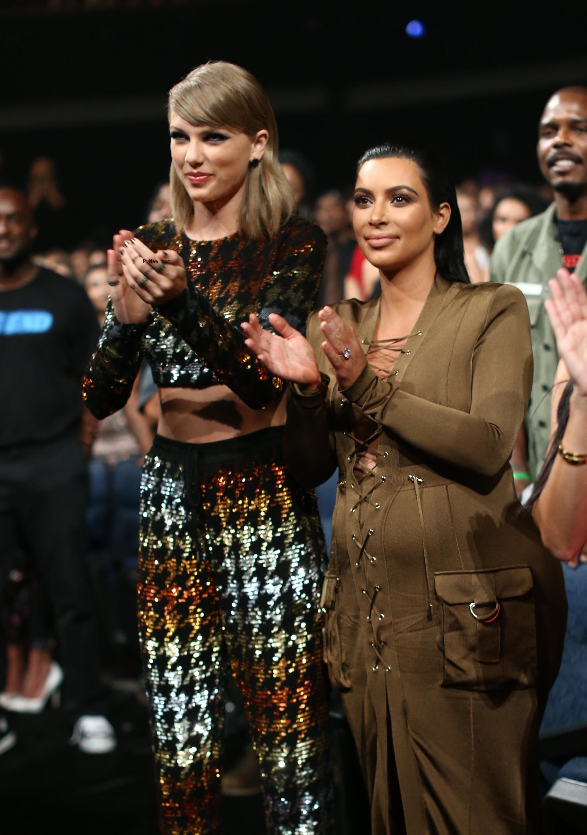 Kim Kardashian and Taylor Swift at the 2015 MTV Video Music Awards.