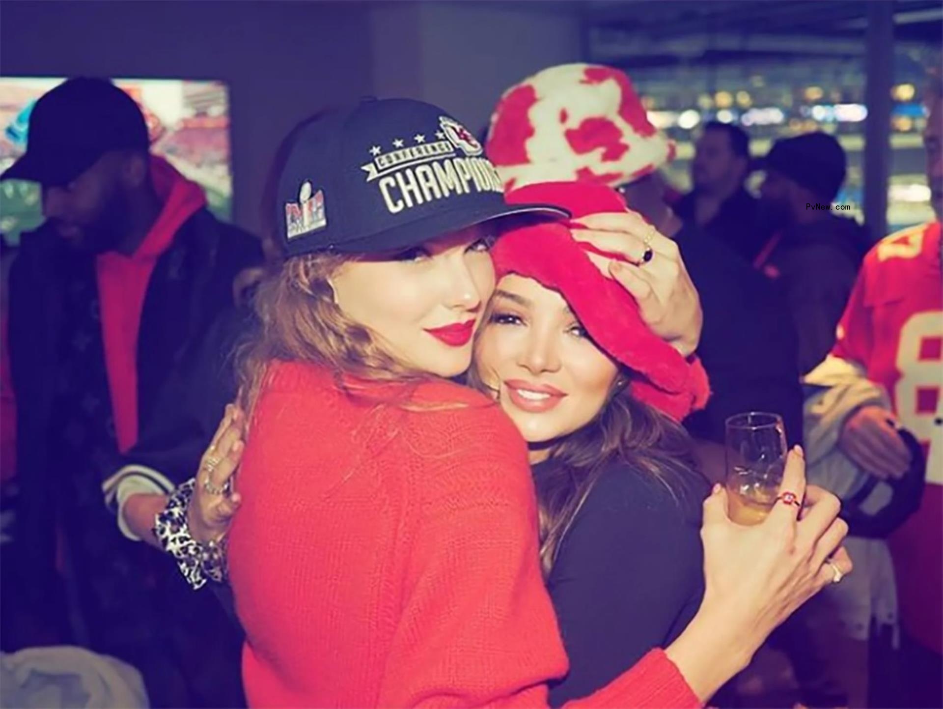 Taylor Swift and Keleigh Sperry