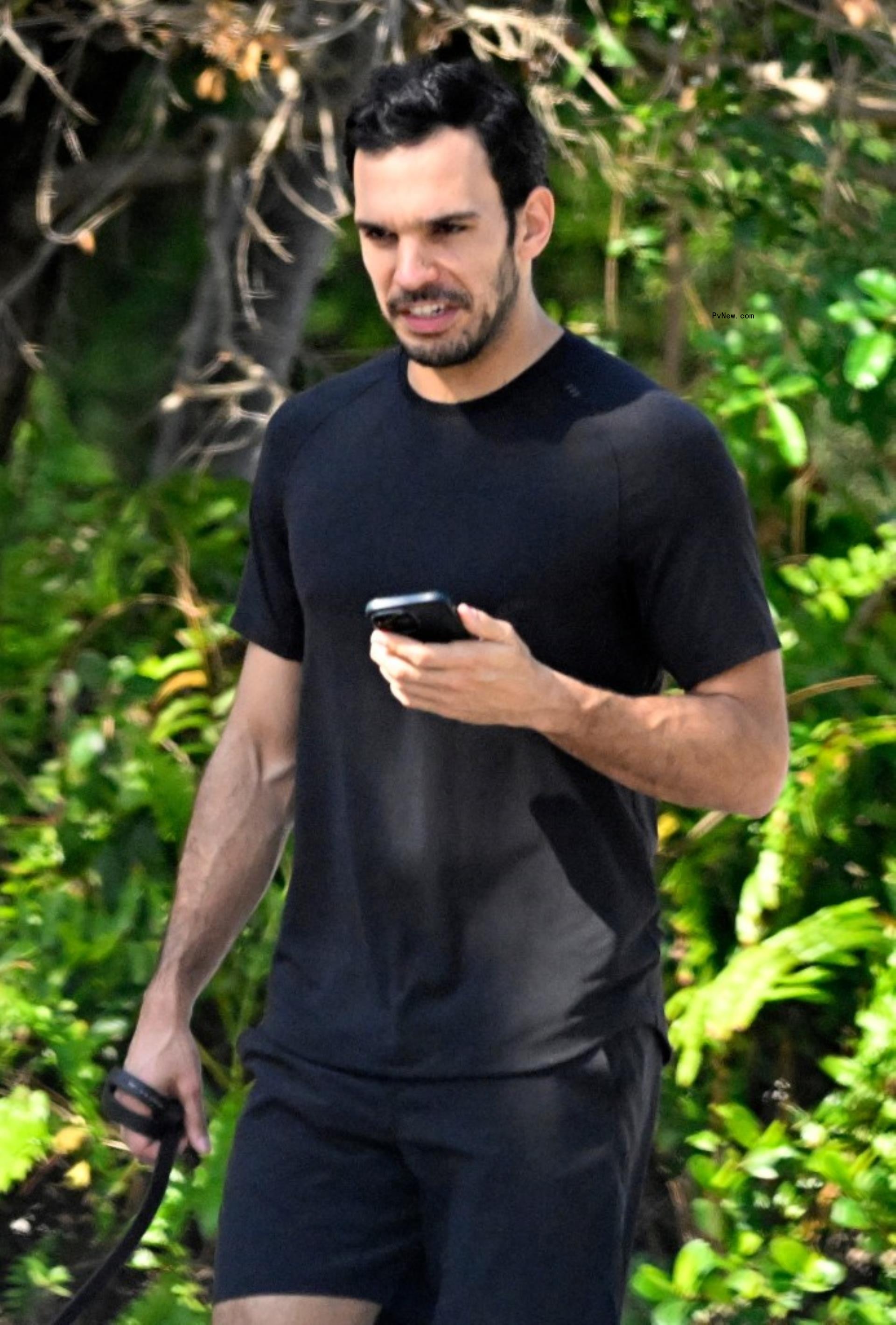 Joaquim Valente walking