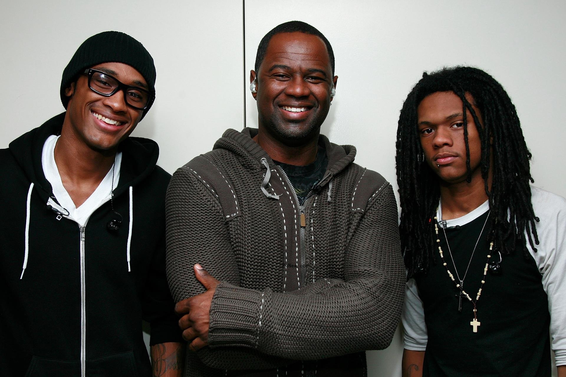 Brian McKnight Jr., Brian McKnight, Niko McKnight in 2008.