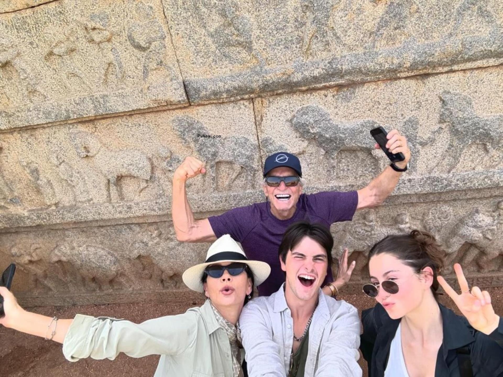 A selfie of Michael Douglas, Catherine Zeta-Jones, their son, Dylan, and their daughter, Carys.