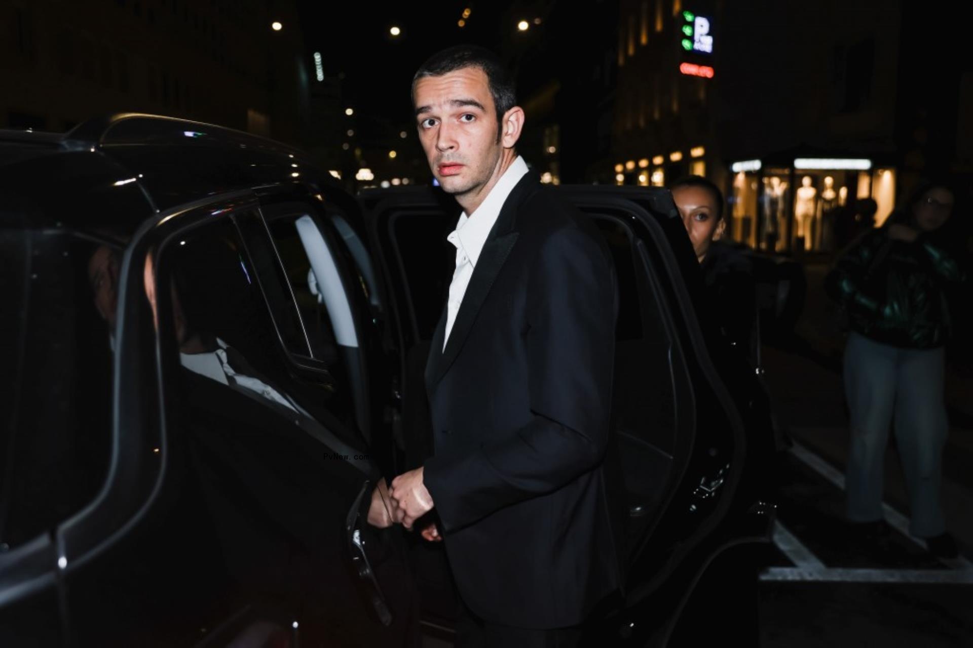 Matty Healy leaving the Dolce & Gabbana show in 2024.