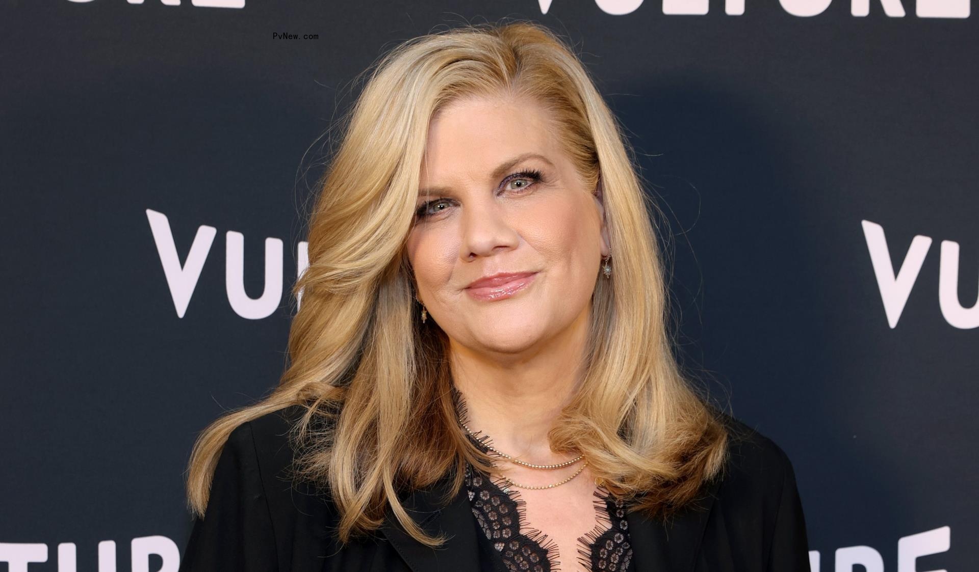 Kristen Johnston Reunites With Chuck Lorre, Joins Leanne Morgan Netflix Comedy Series