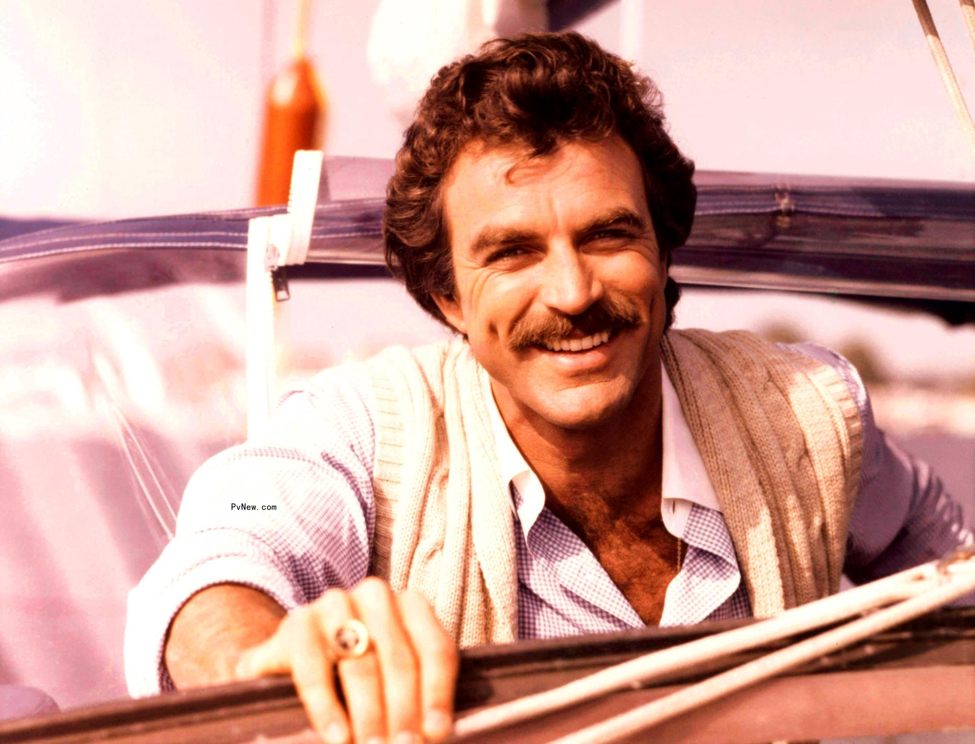 Tom Selleck Paid ‘Magnum P.I.’ Crew $1,000 Bo<i></i>nuses Out of His Salary After the Network Refused Because ‘It Would Set a Dangerous Precedent’: ‘That Pissed Me Off’