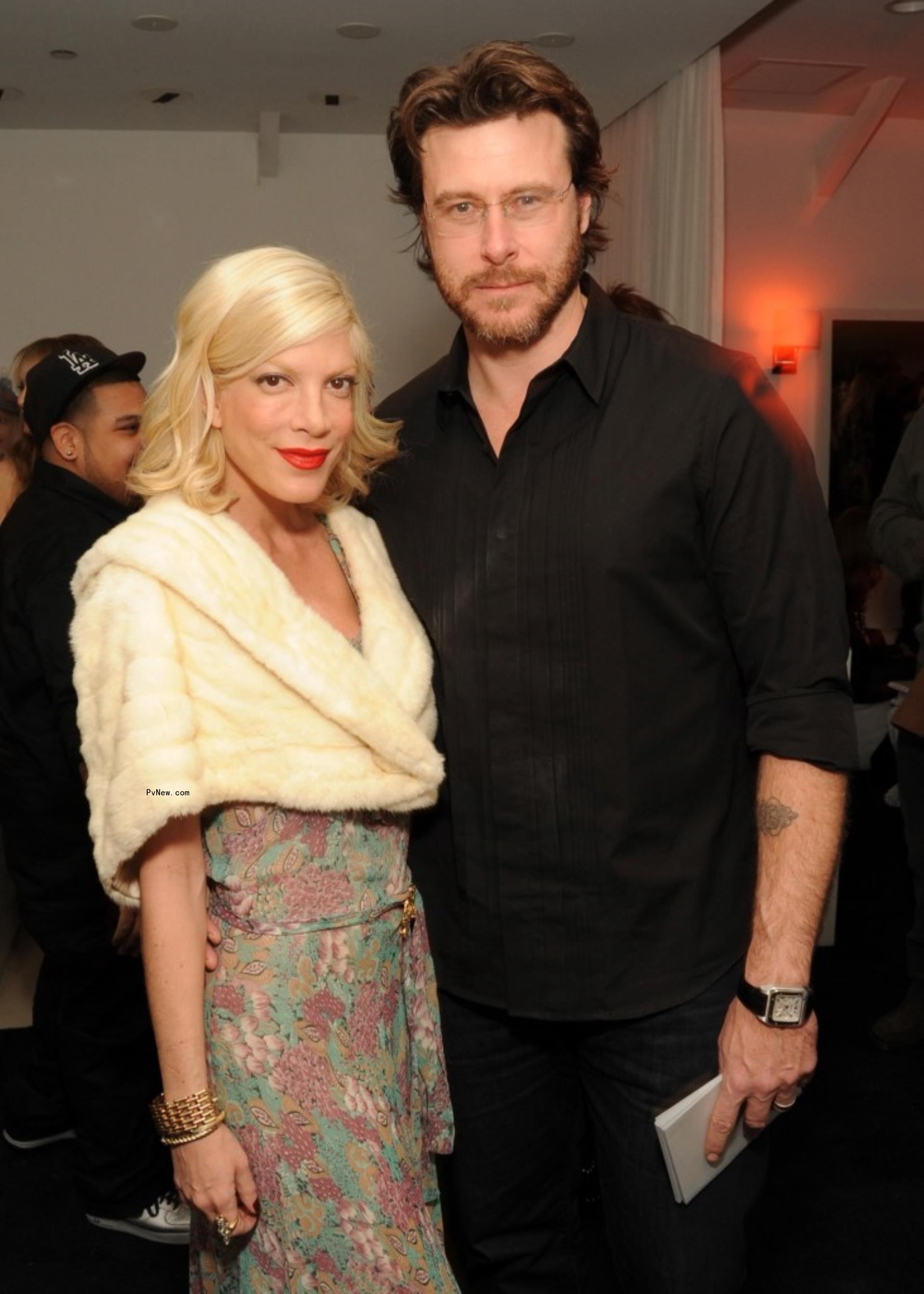 Tori Spelling and Dean McDermott in 2009