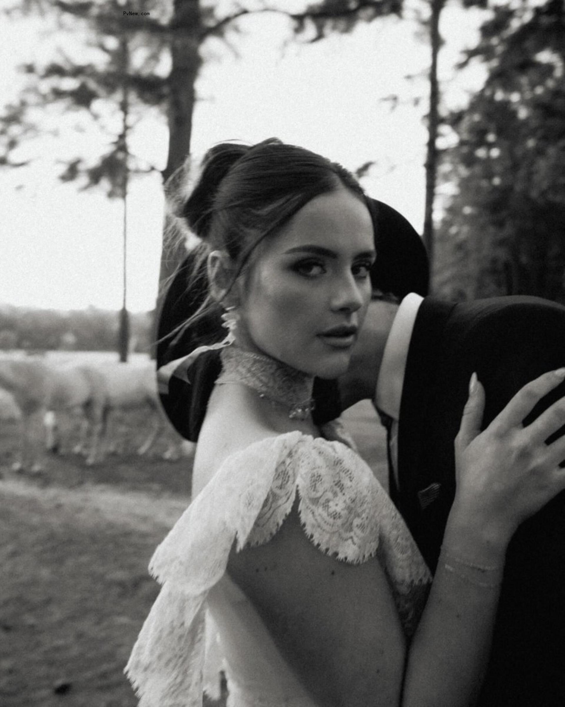 Nick Viall and Natalie Joy PDA