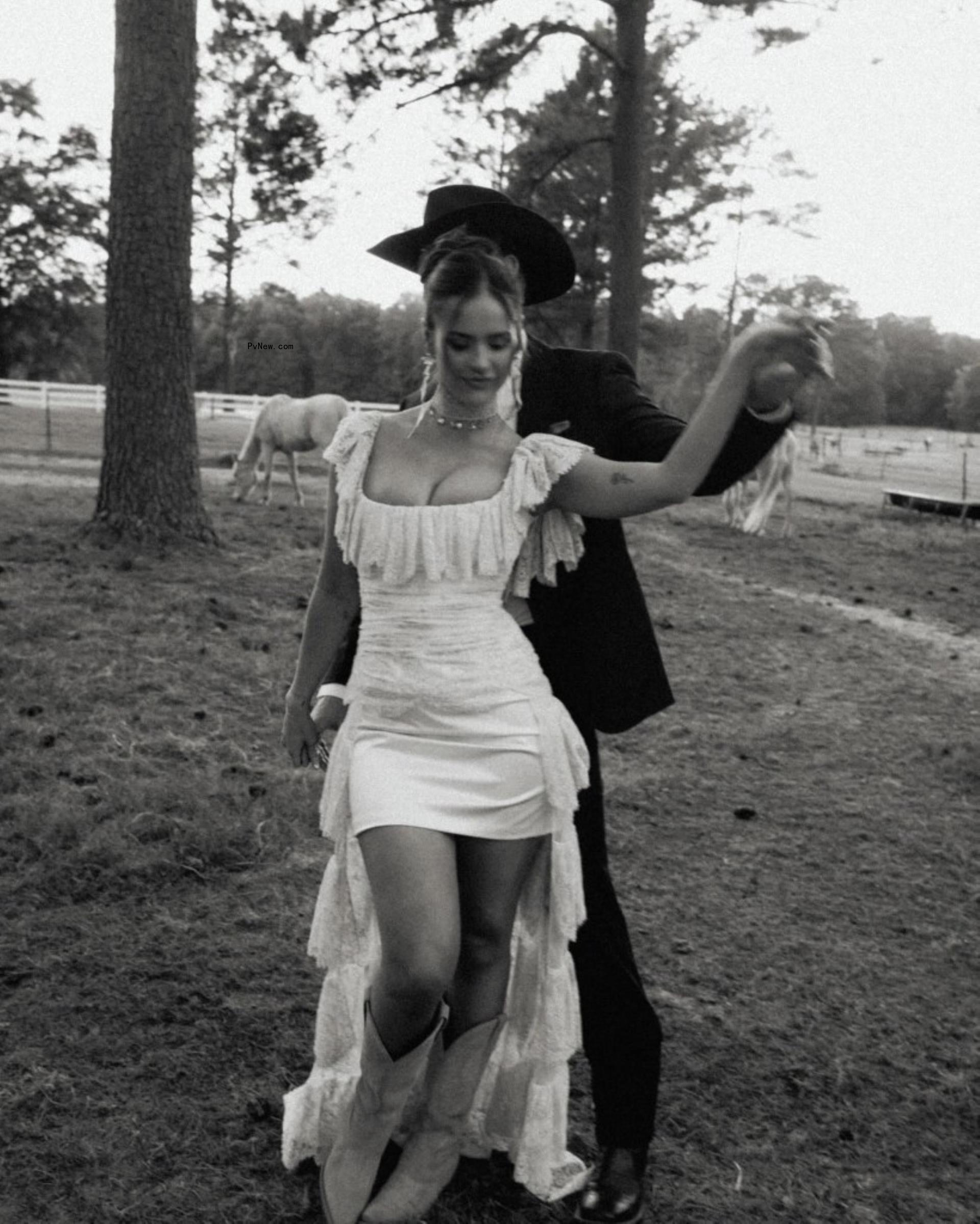 Nick Viall and Natalie Joy posing