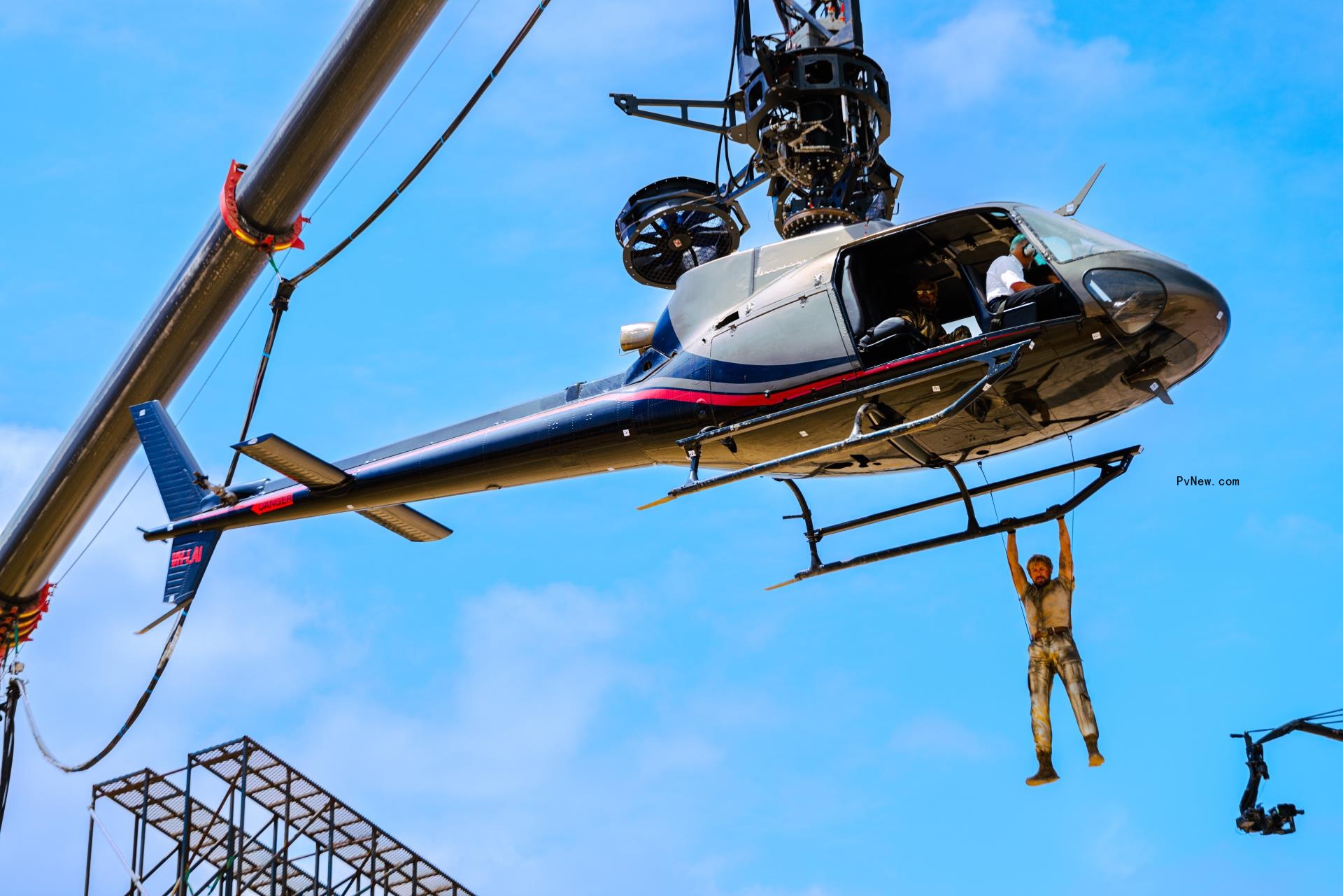 The Real-Life ‘Fall Guys’: How a Tight-Knit Stunt Team Pulled off Ryan Gosling’s Death-Defying Scenes