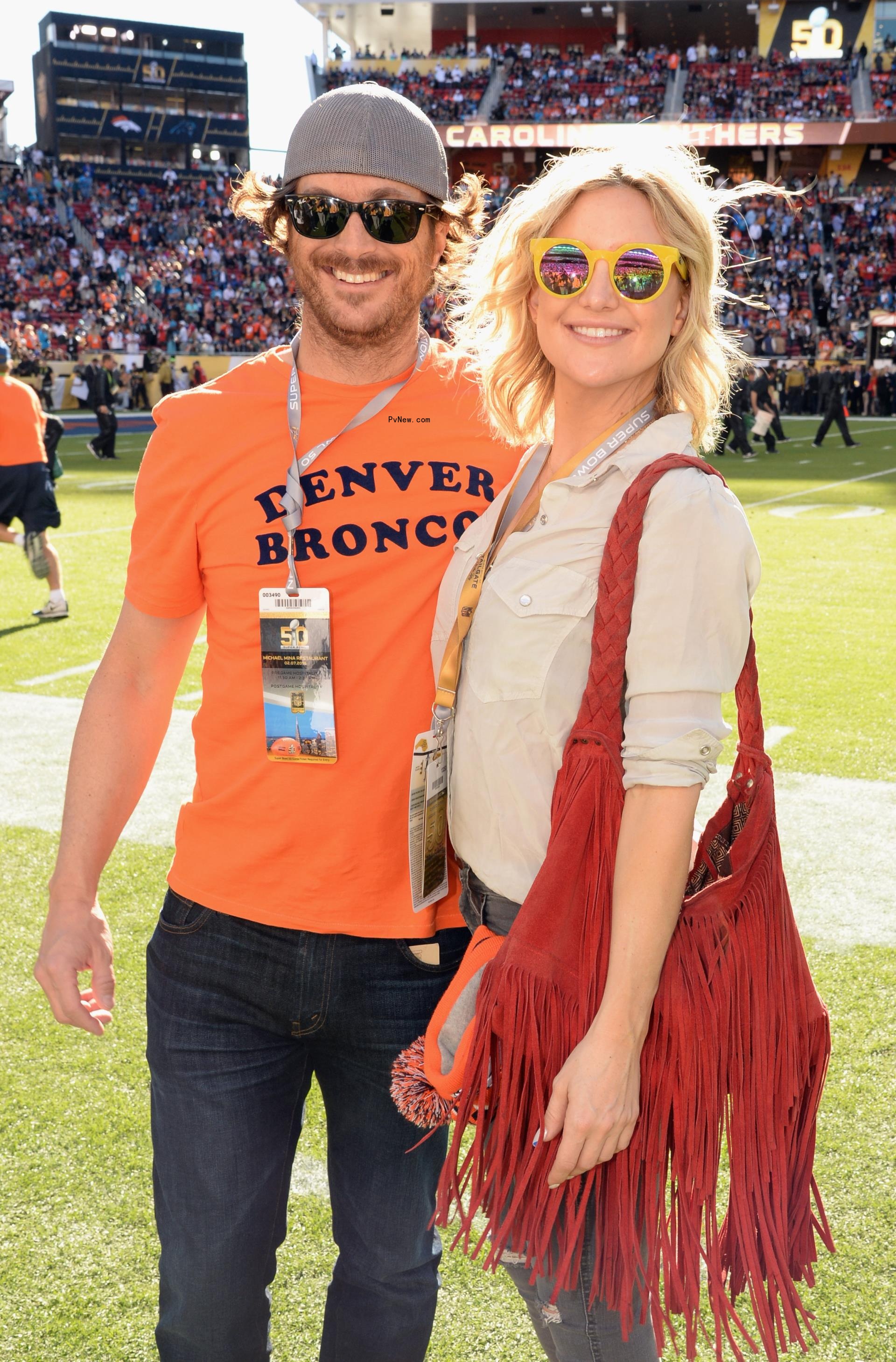 Oliver Hudson and Kate Hudson