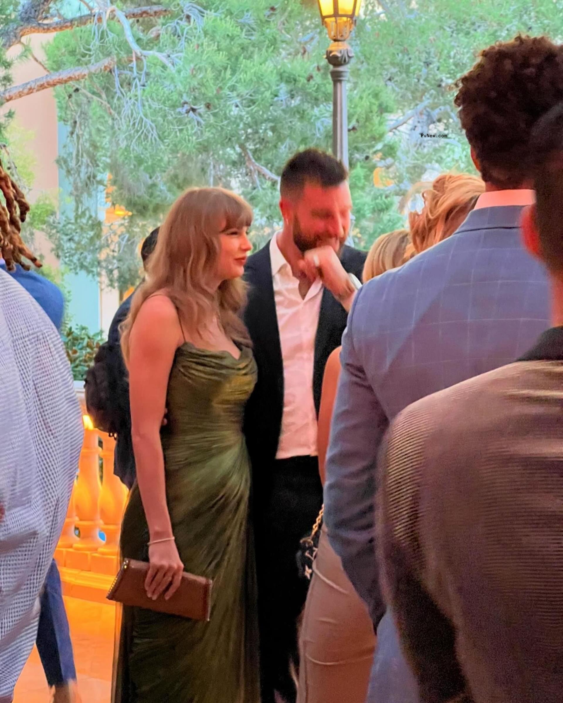 Taylor Swift and Travis Kelce at the gala