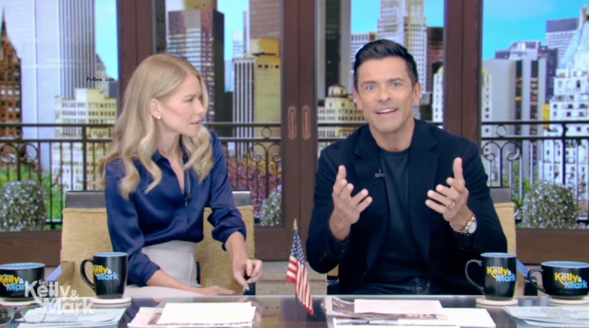 Kelly Ripa wants Mark Co<i></i>nsuelos on 
