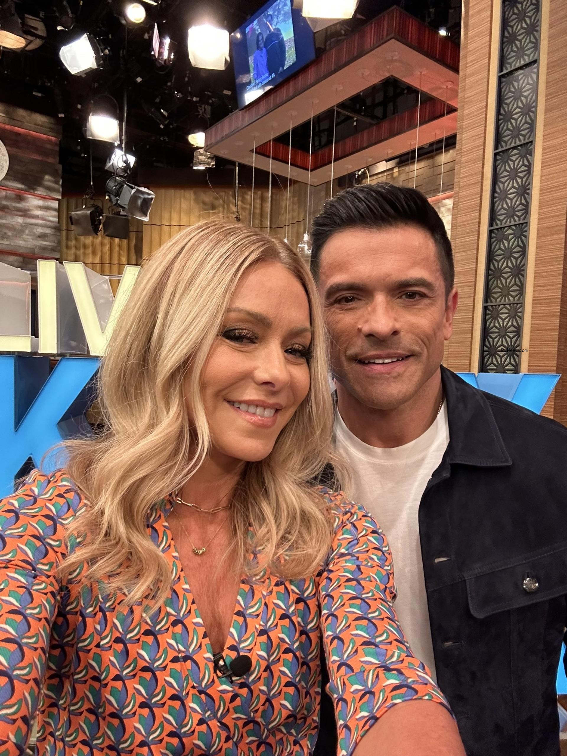 A selfie of Kelly Ripa and Mark Co<i></i>nsuelos on 