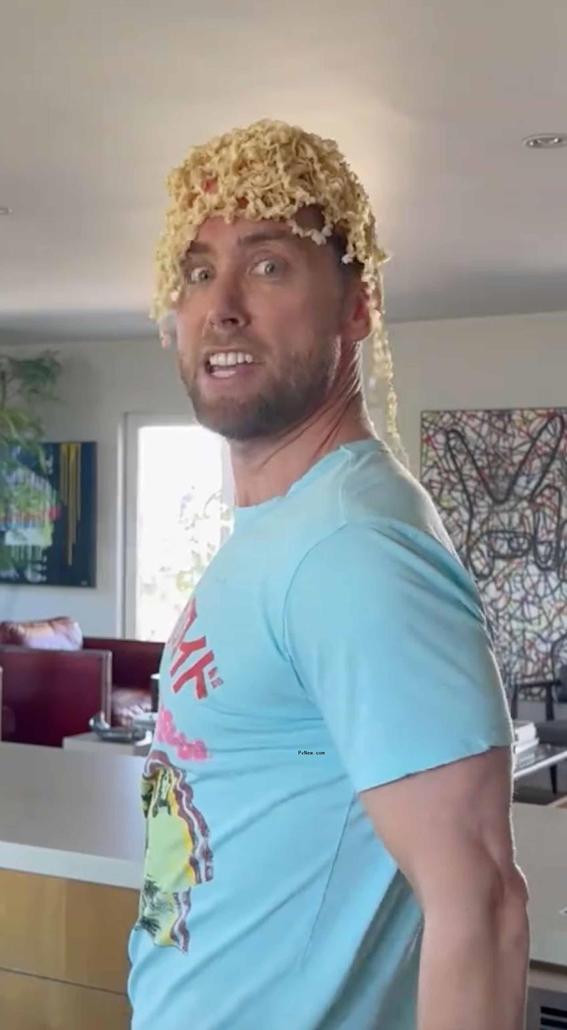 lance bass wearing ramen noodles as hair
