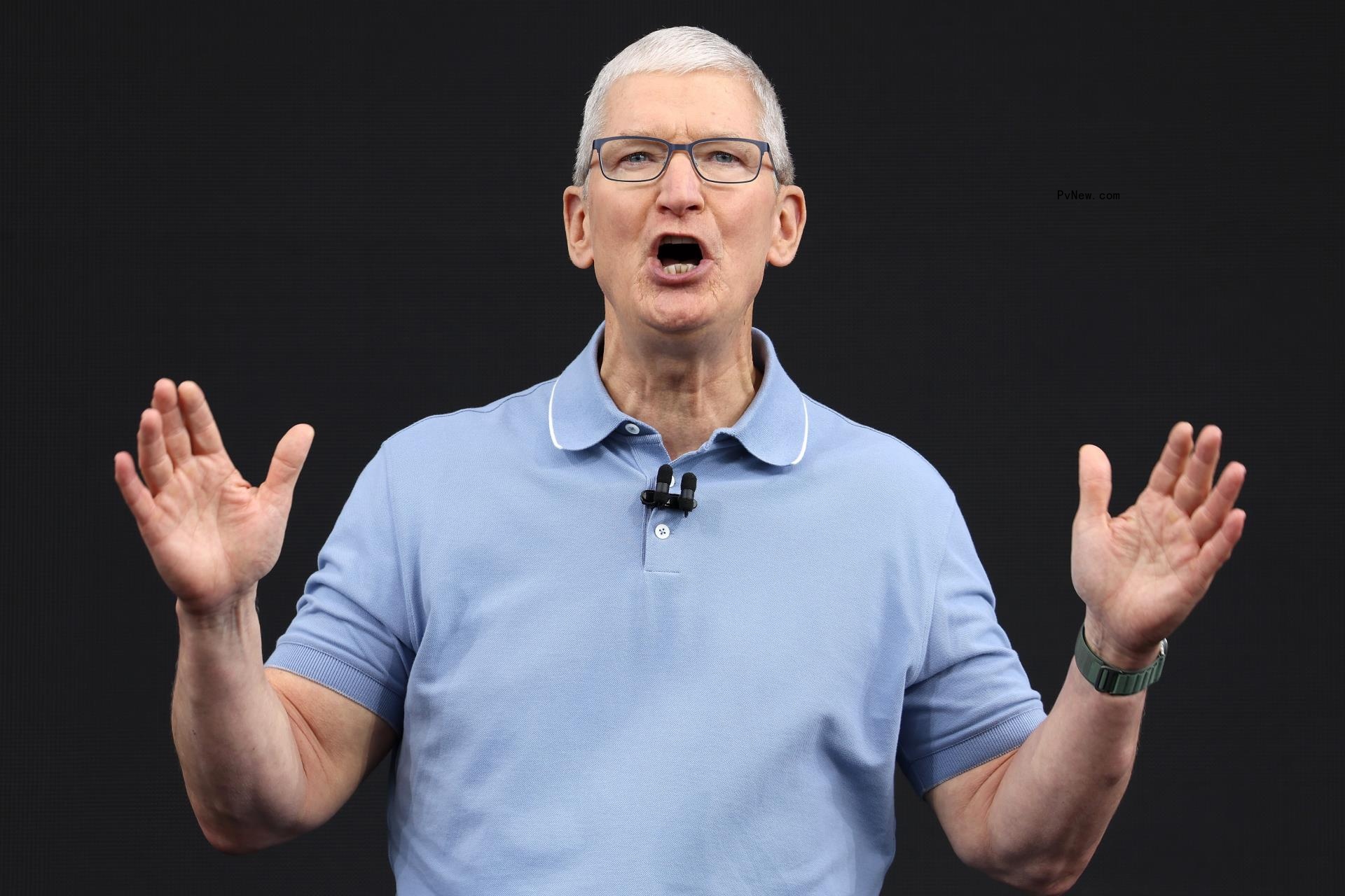 Apple Services Revenue Rises 14% to New Record, iPhone Sales Dro<i></i>p Amid Weakness in China