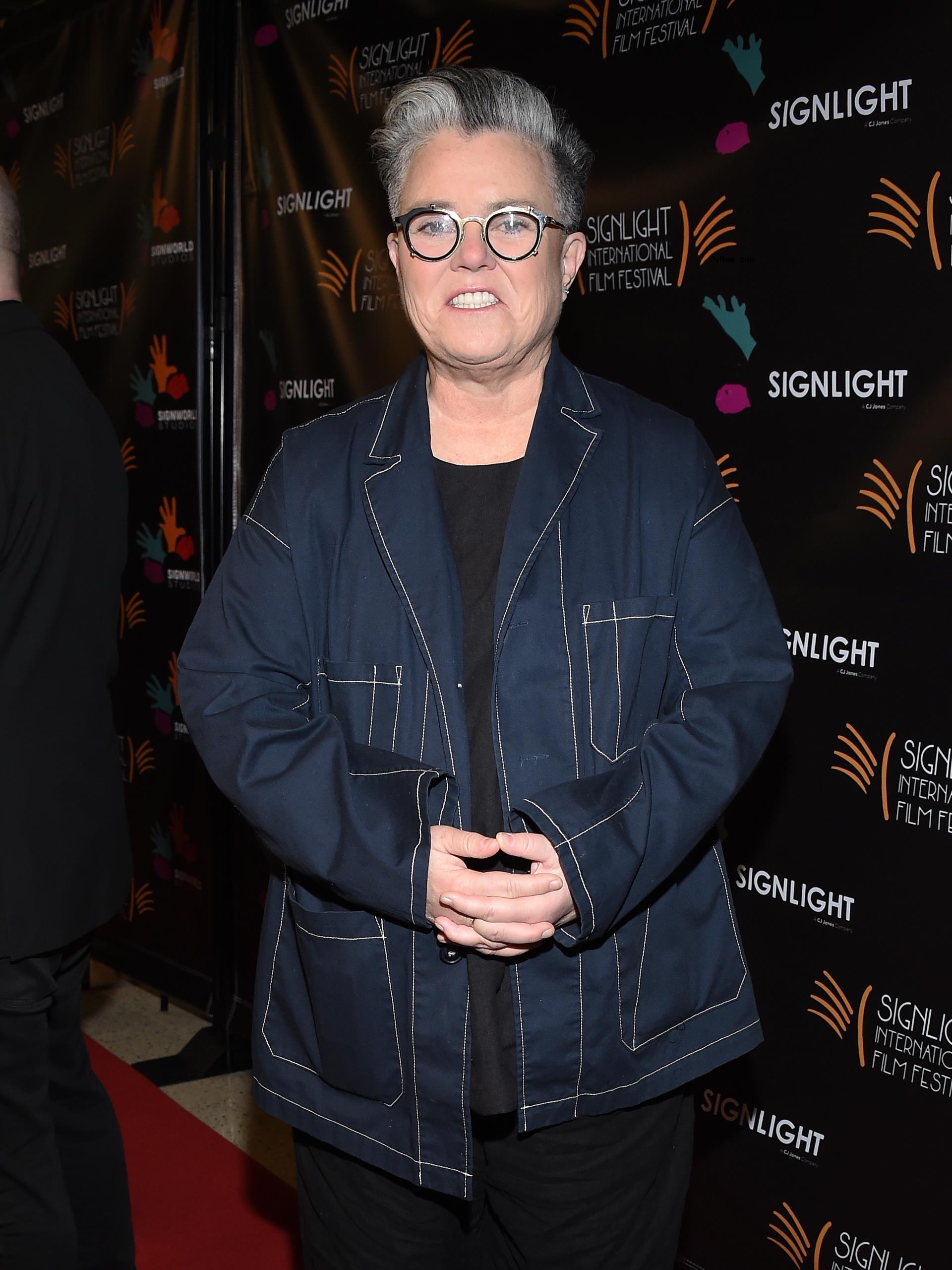 Rosie O'Do<i></i>nnell on a red carpet. 