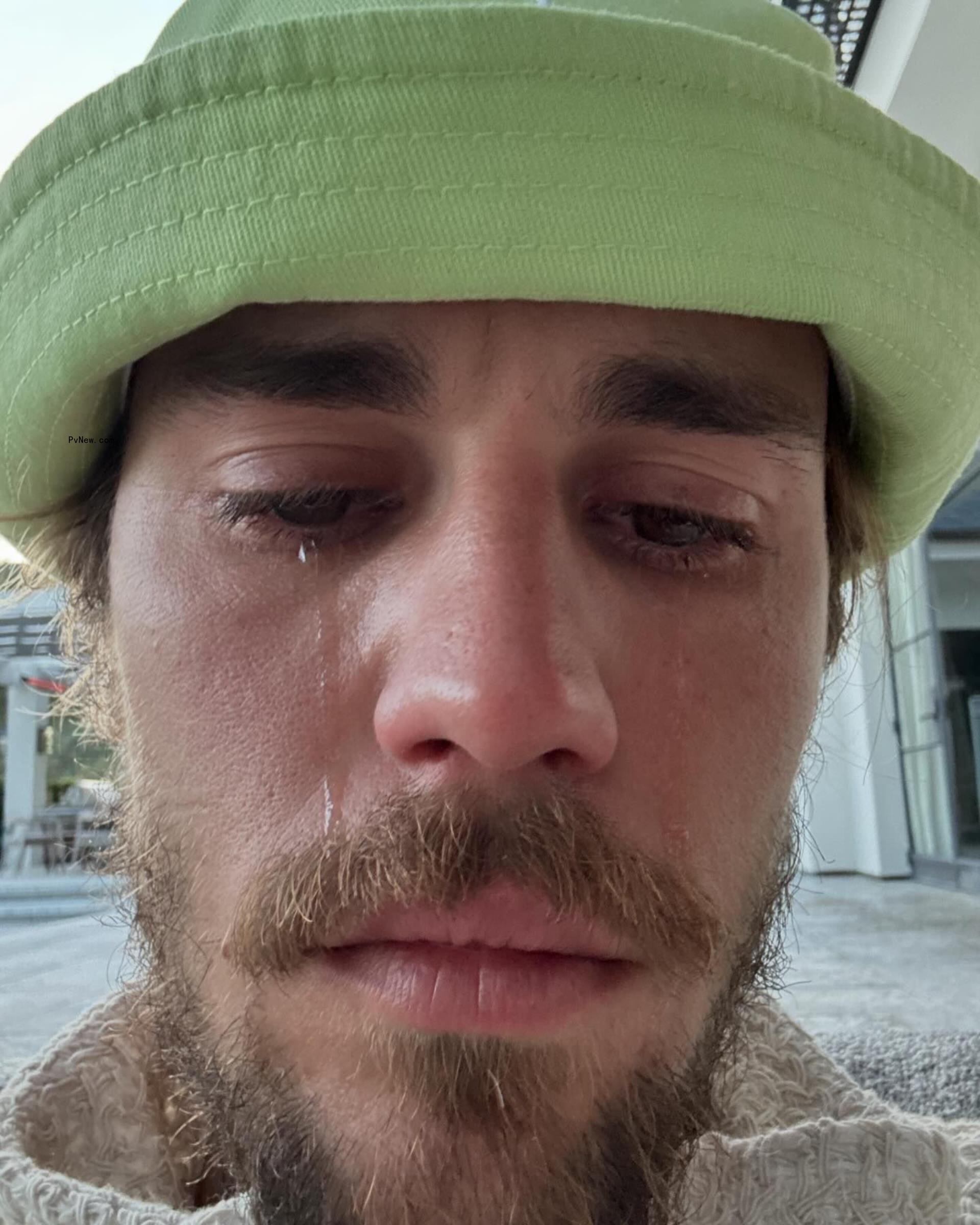 Justin Bieber cried in a photo shared on Instagram.