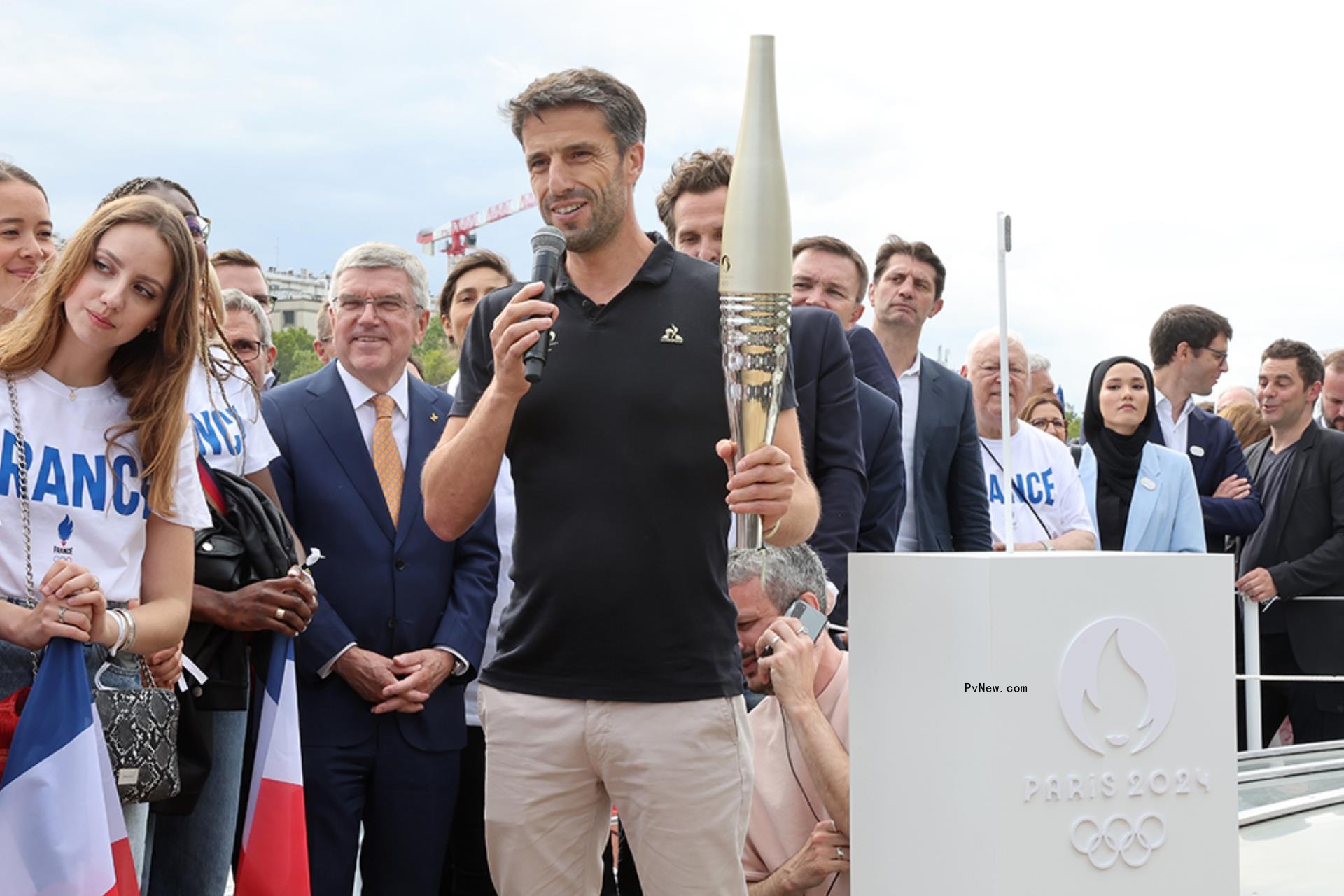 Cannes Film Festival Premiere of Mickaël Gamrasni’s docu<i></i>mentary Brings the Olympic Flame to the Red Carpet