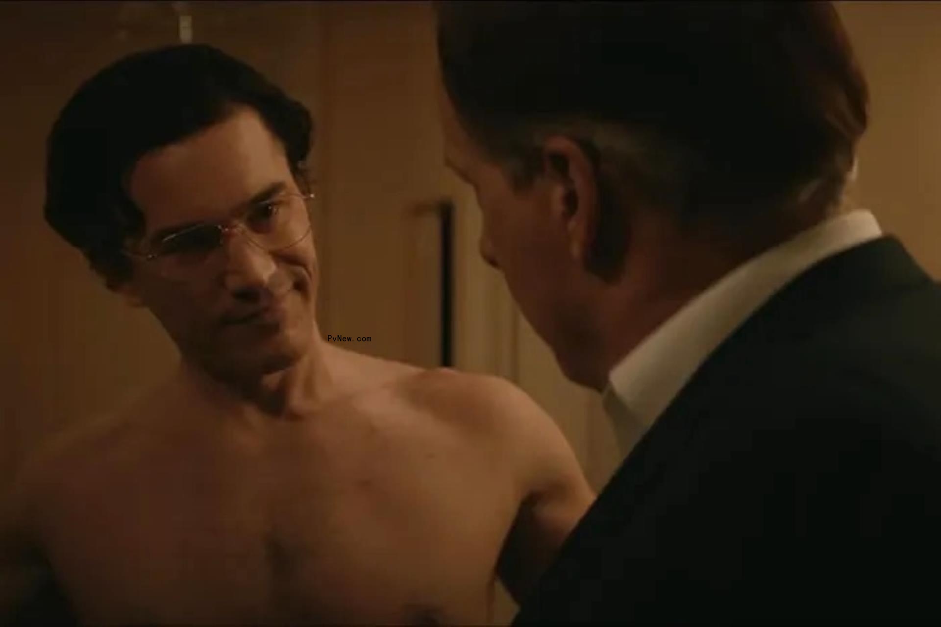 Inside the Graphic ‘A Man in Full’ Finale: Tom Pelphrey on Wearing a Prosthetic Penis and Avoiding Hot Wax in a Fitting