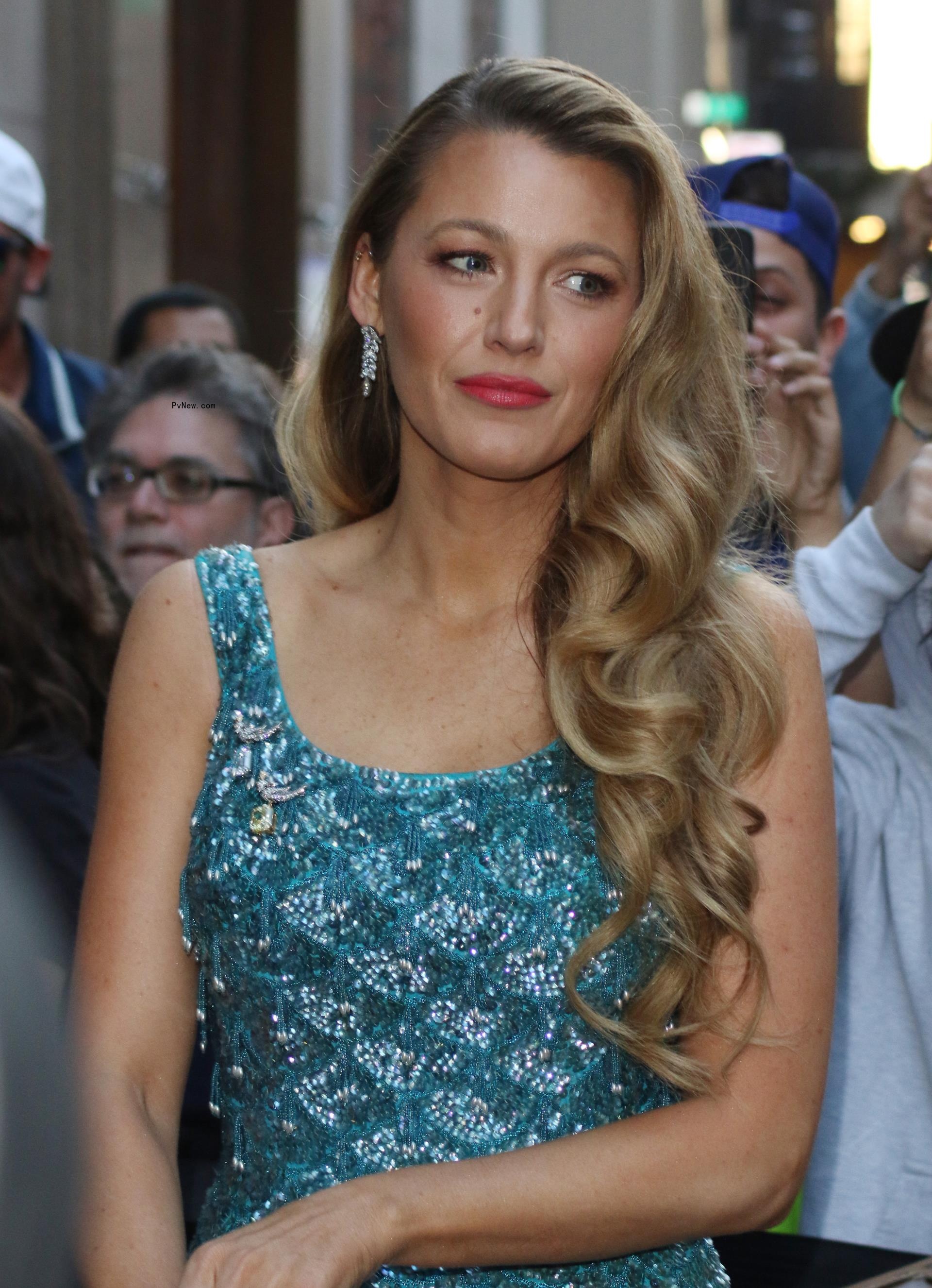 Blake Lively styles glittering blue mermaid dress with over 50 carats of jewelry at Tiffany & Co. bash