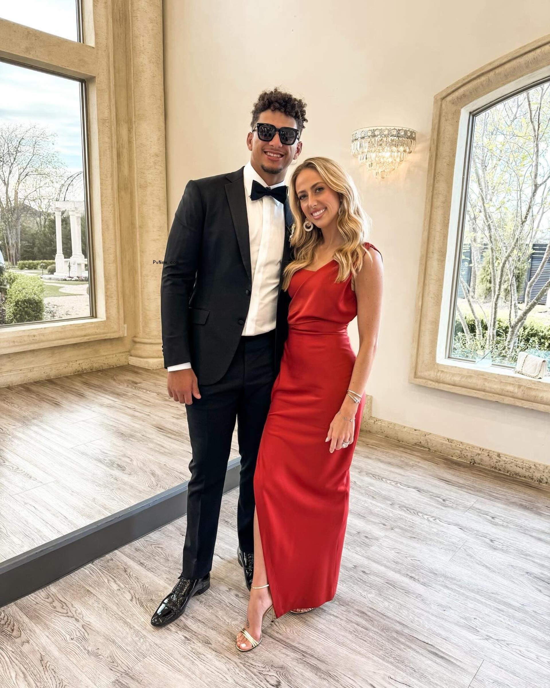 Patrick and Brittany Mahomes in black-tie.