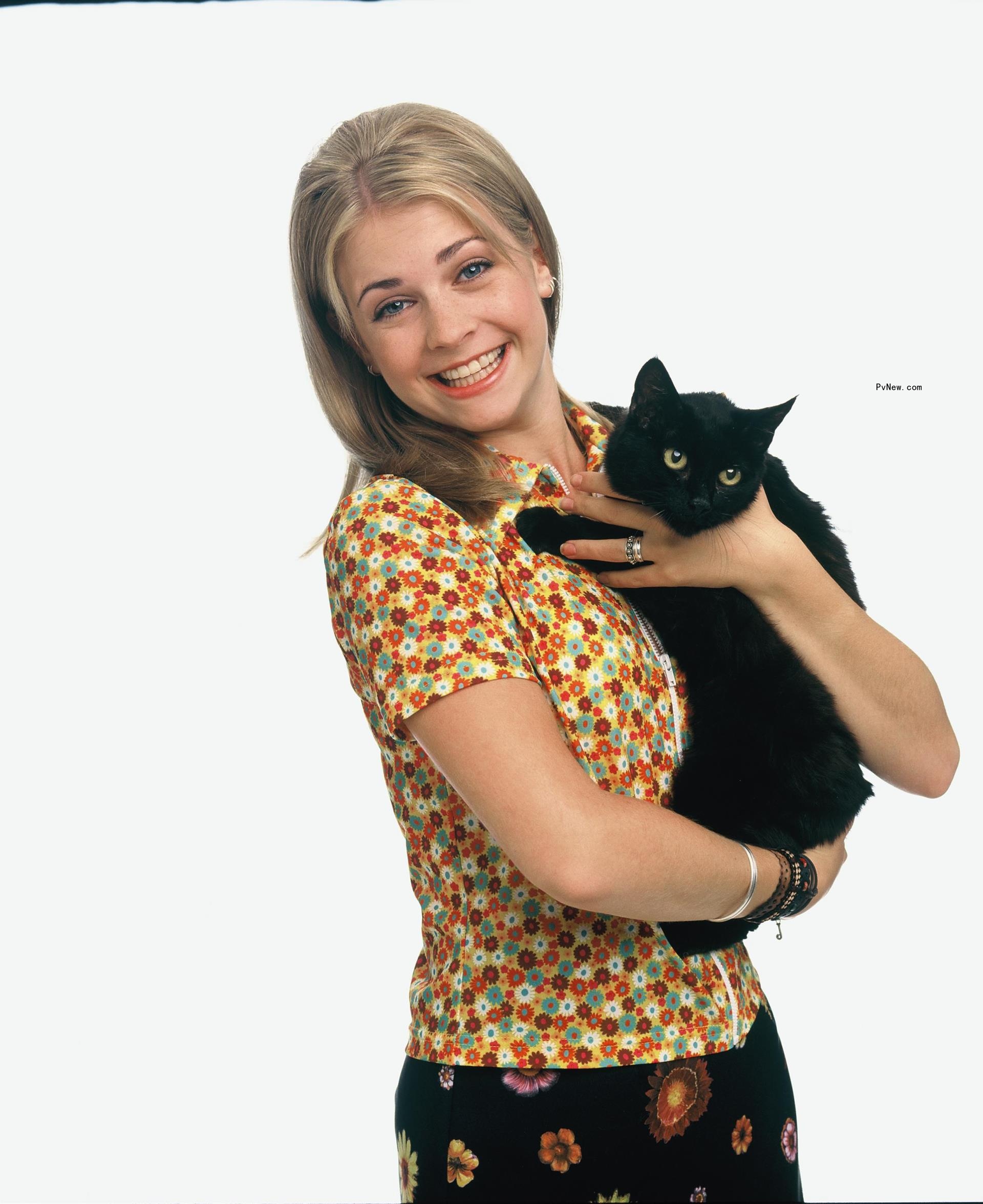 Melissa Joan Hart in