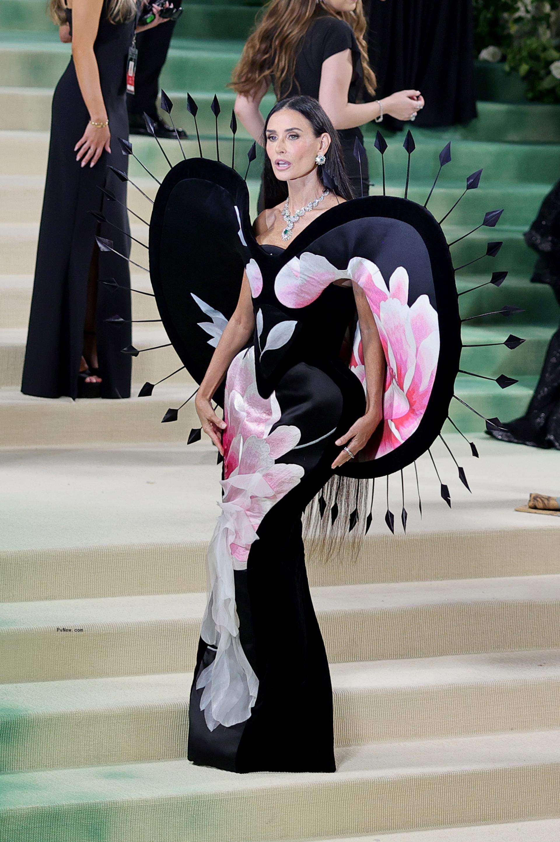 Demi Moore Met Gala red carpet