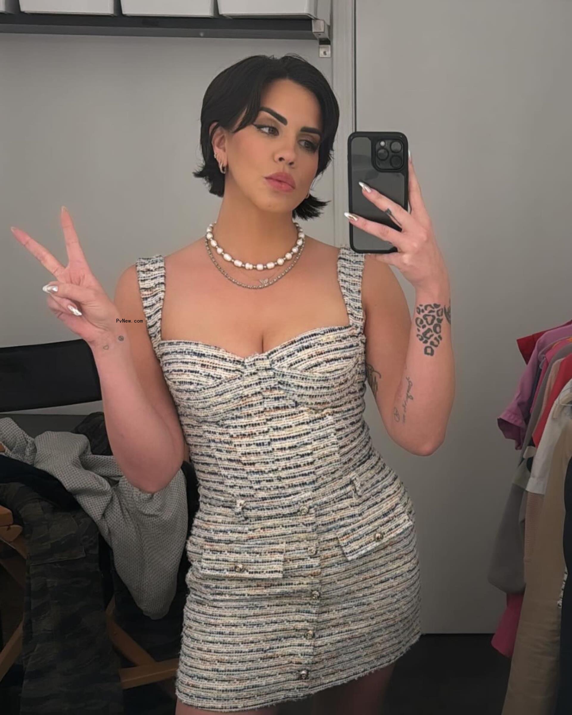 A mirror selfie of Katie Maloney
