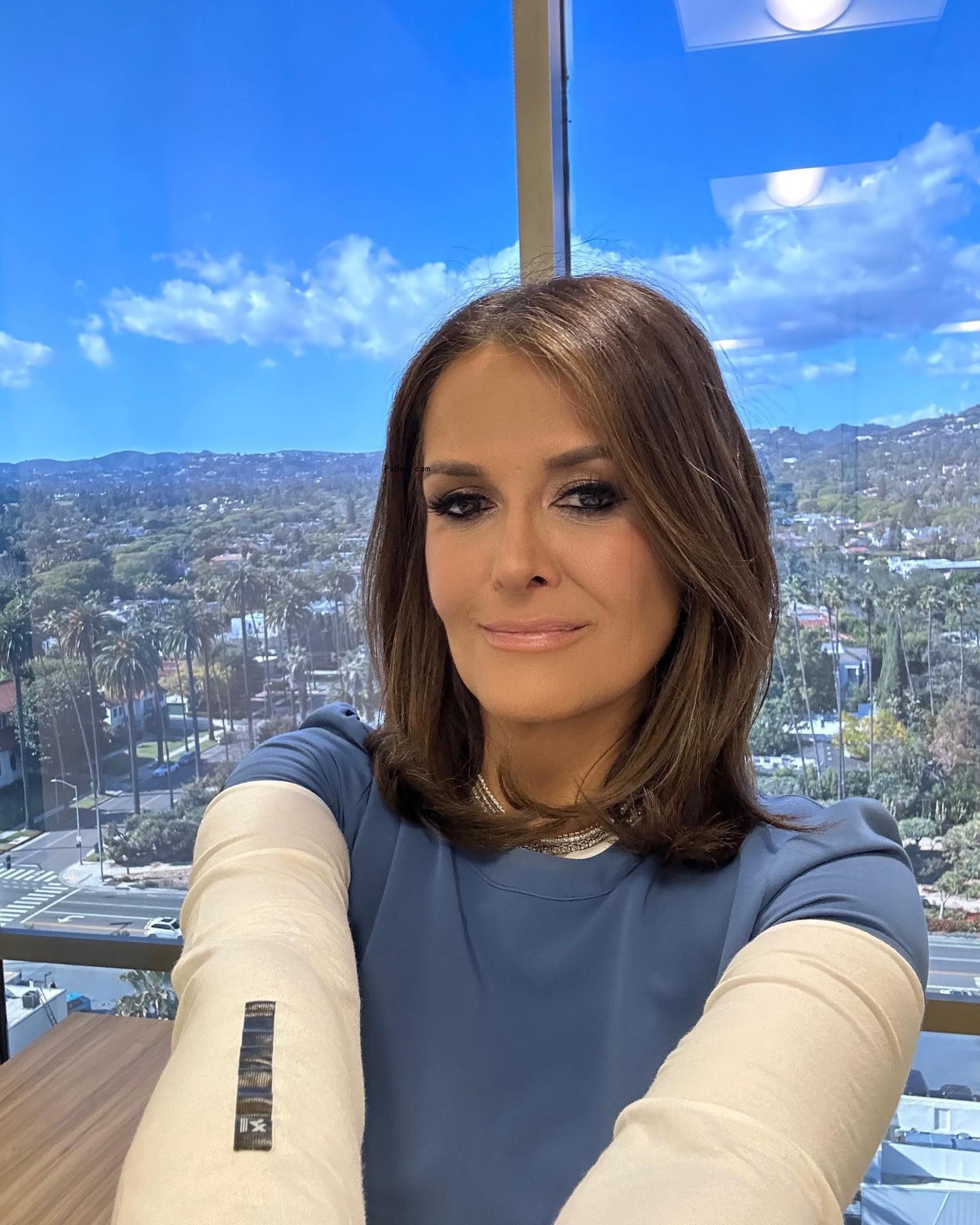 A selfie of Dr. Thais Aliabadi