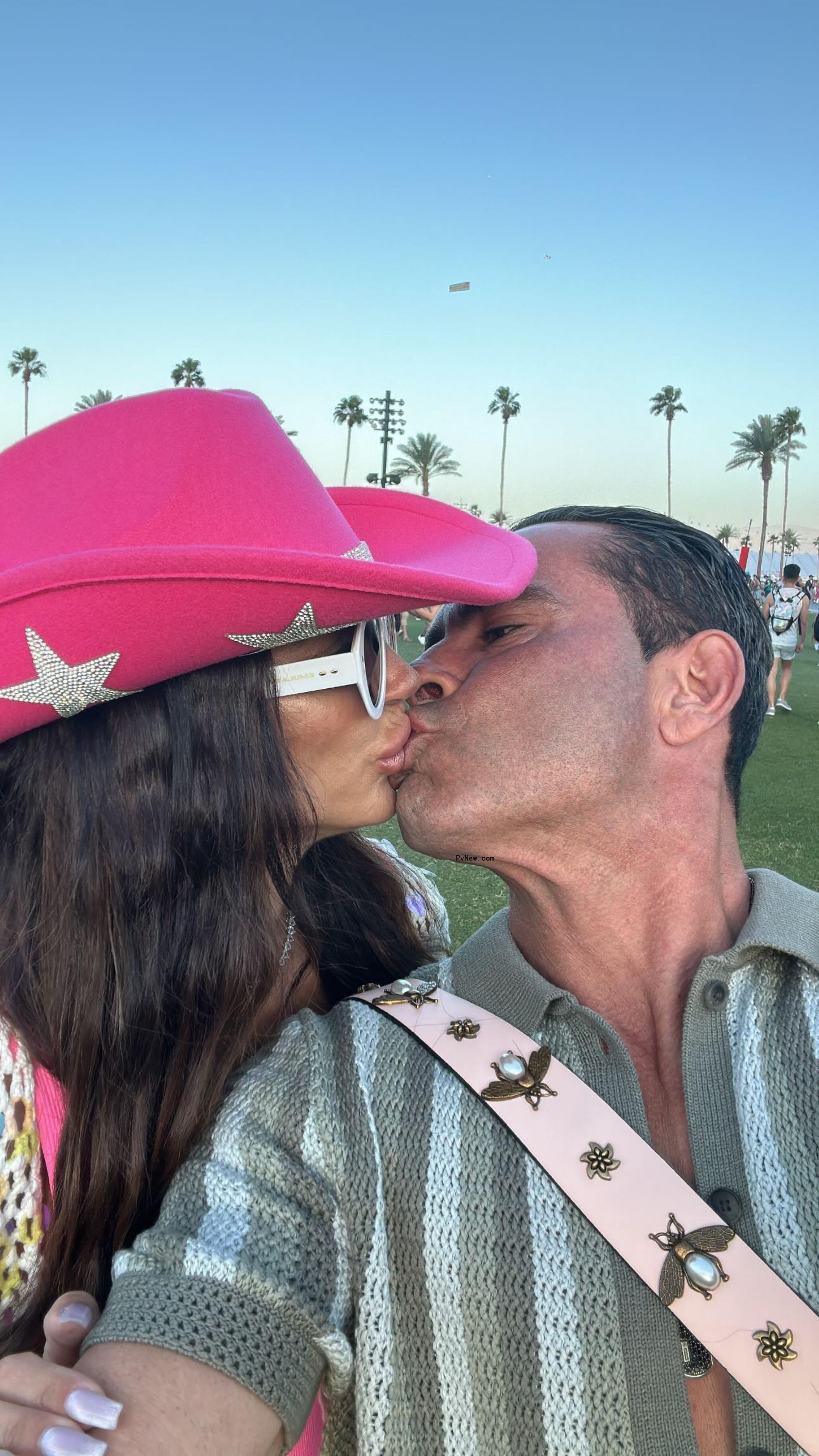 Teresa Giudice kissing Luis Ruelas
