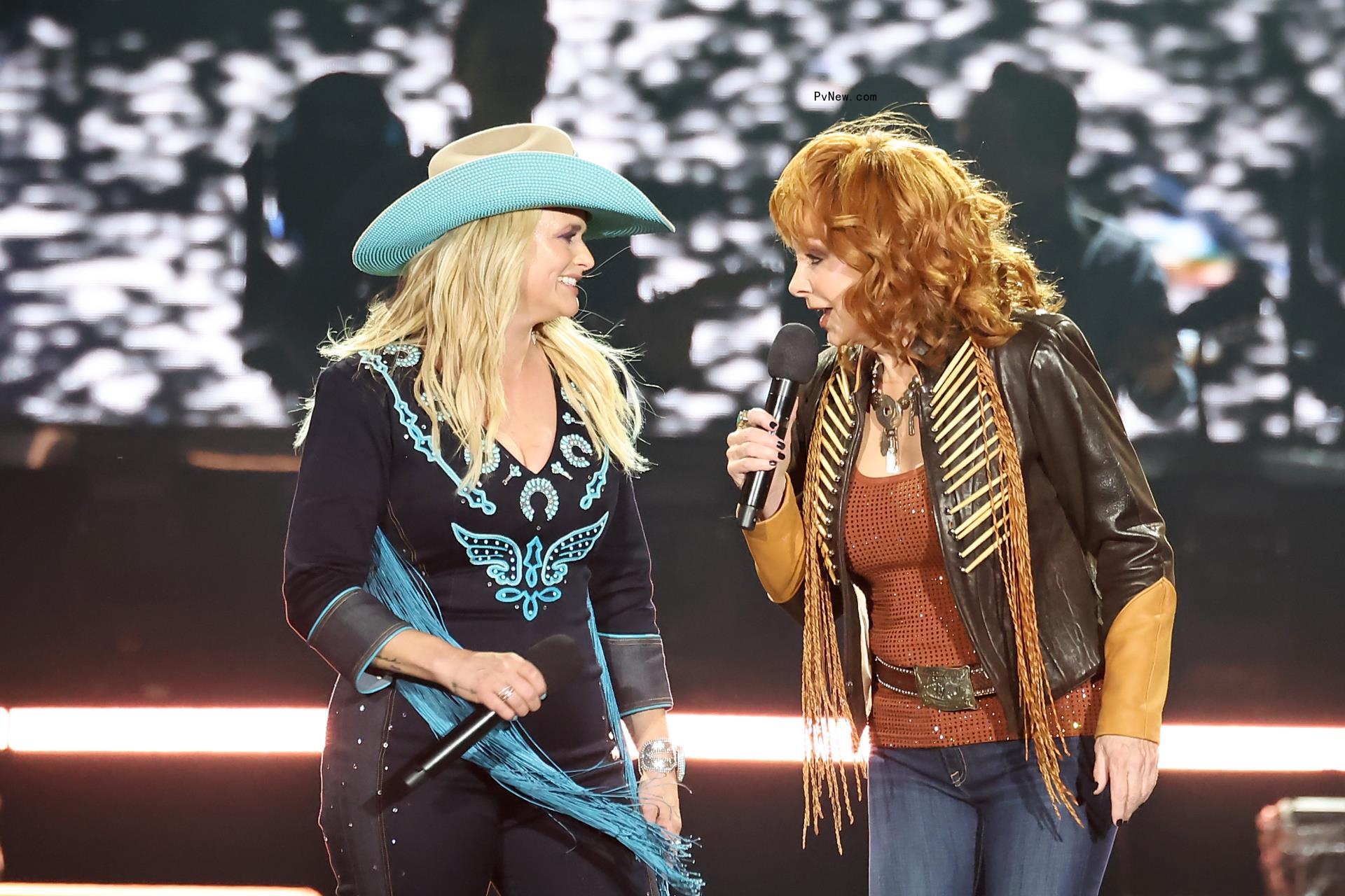 Reba McEntire Says ‘Let It Rip!’ to Hosting the ACM Awards, New Music With Dave Cobb and Her ‘Happy’s Place’ Sitcom
