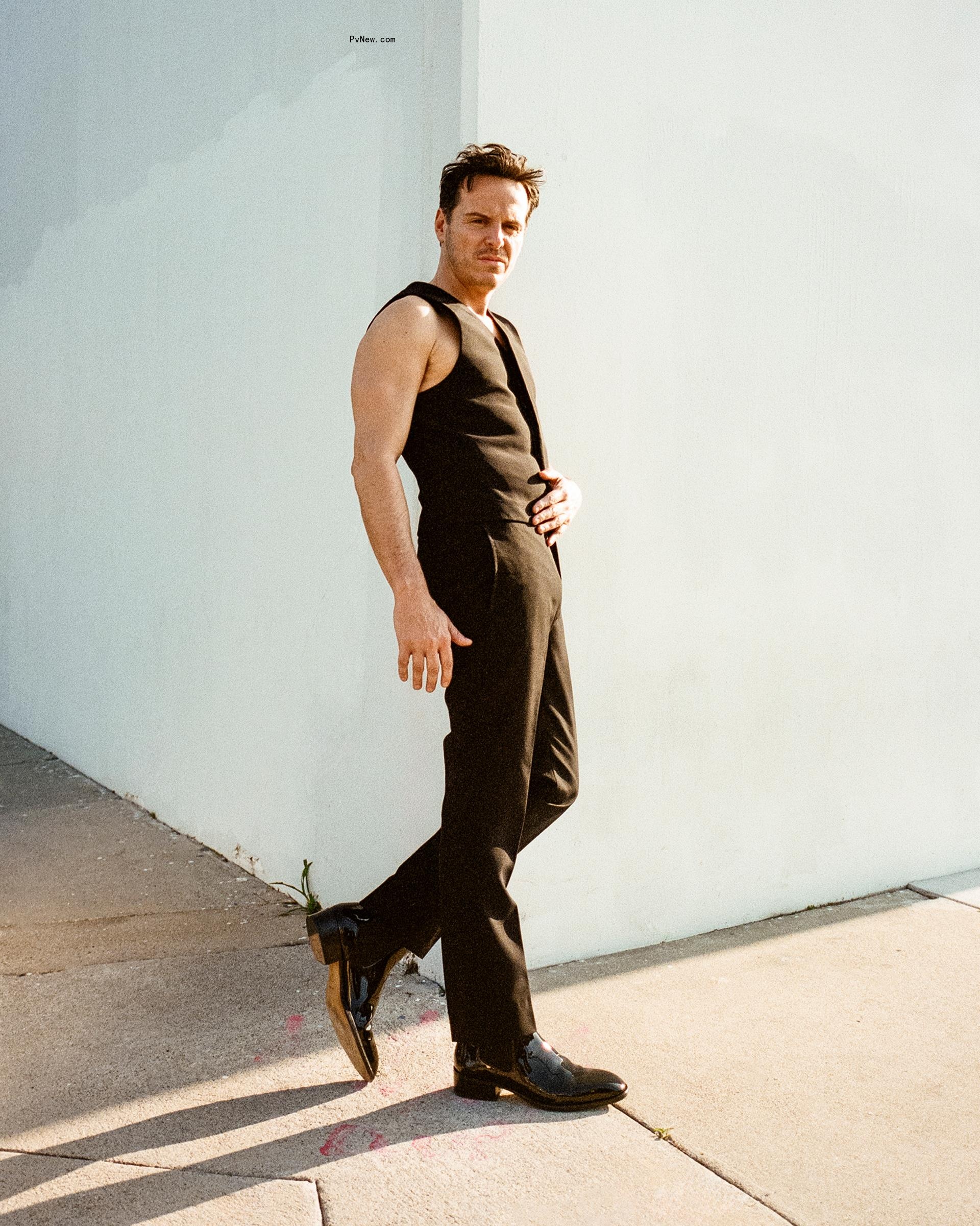 Andrew Scott on Becoming ‘Ripley,’ His Taylor Swift Friendship and Why He’s Tired of Being Called an ‘Openly Gay’ Actor