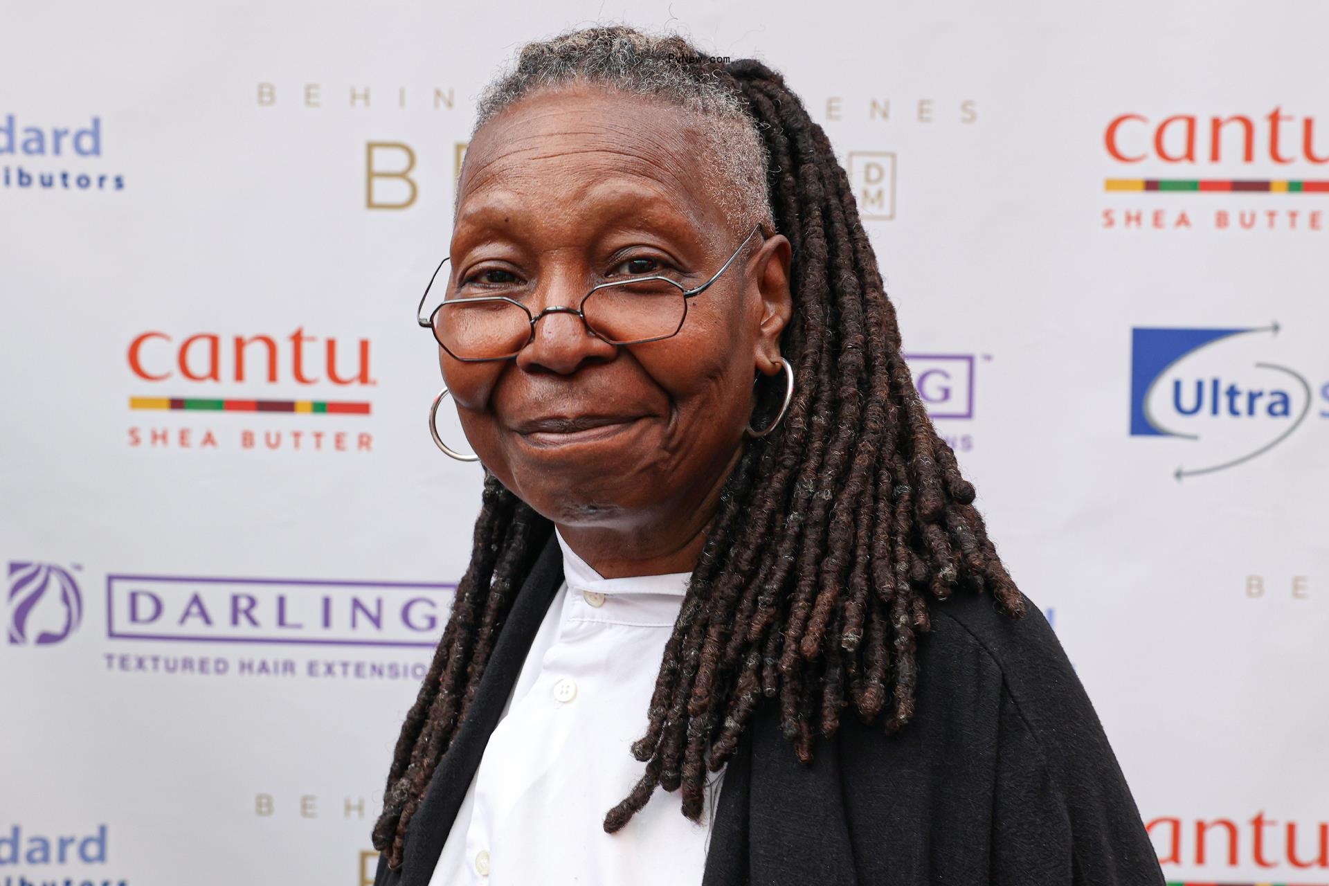 Whoopi Goldberg red carpet photo
