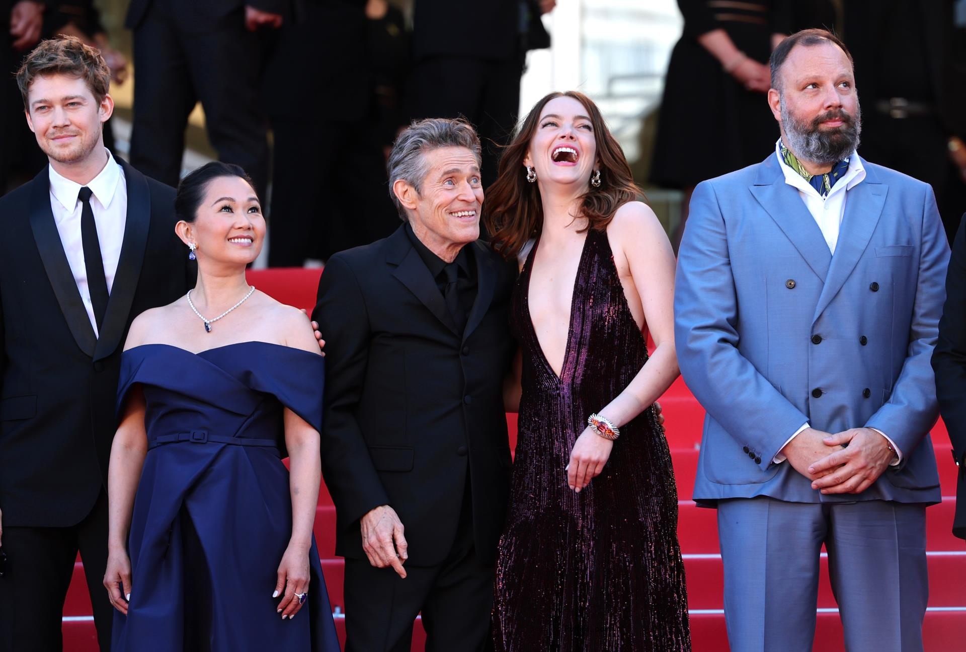 Emma Stone’s Descent Into Sex Cults and Cannibalism in ‘Kinds of Kindness’ Lands 4.5-Minute Standing Ovation in Cannes