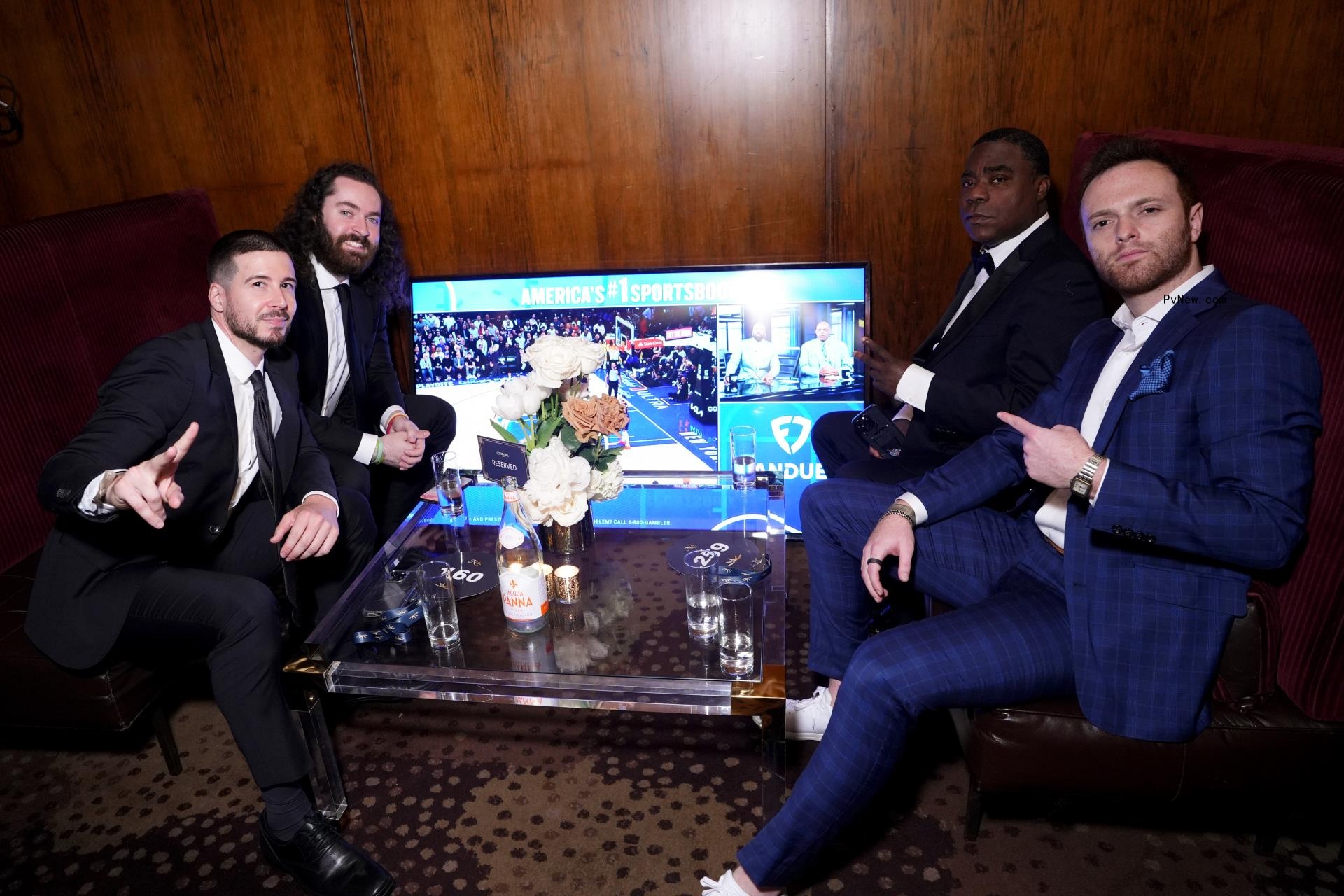 Vinny Guadagnino and Tracy Morgan sitting together