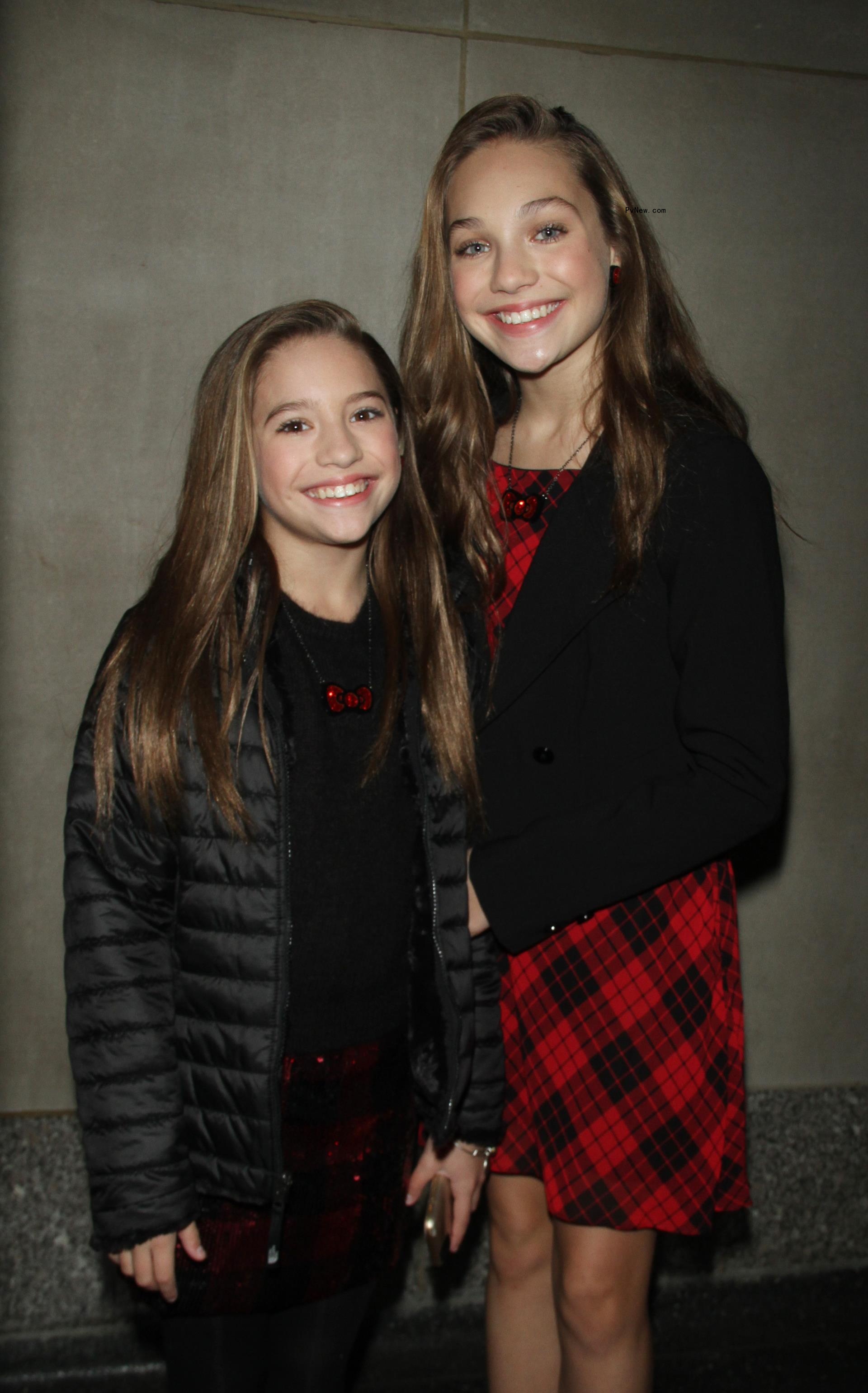 Mackenzie Ziegler and Maddie Ziegler
