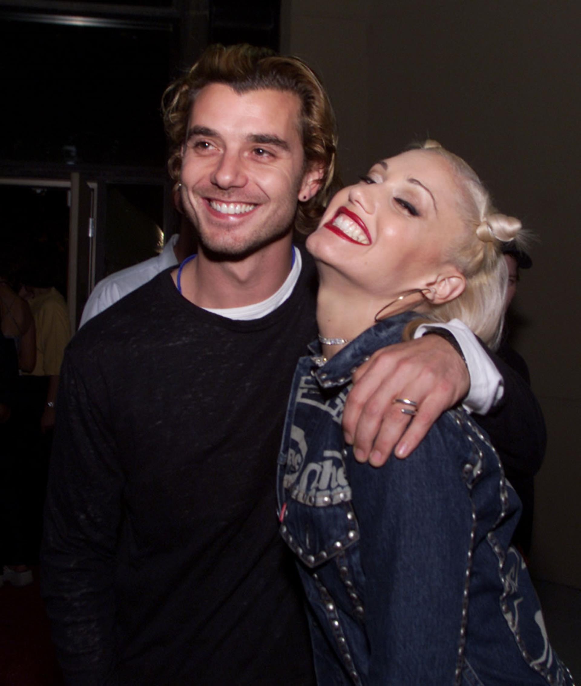Gavin Rossdale and Gwen Stefani posing together