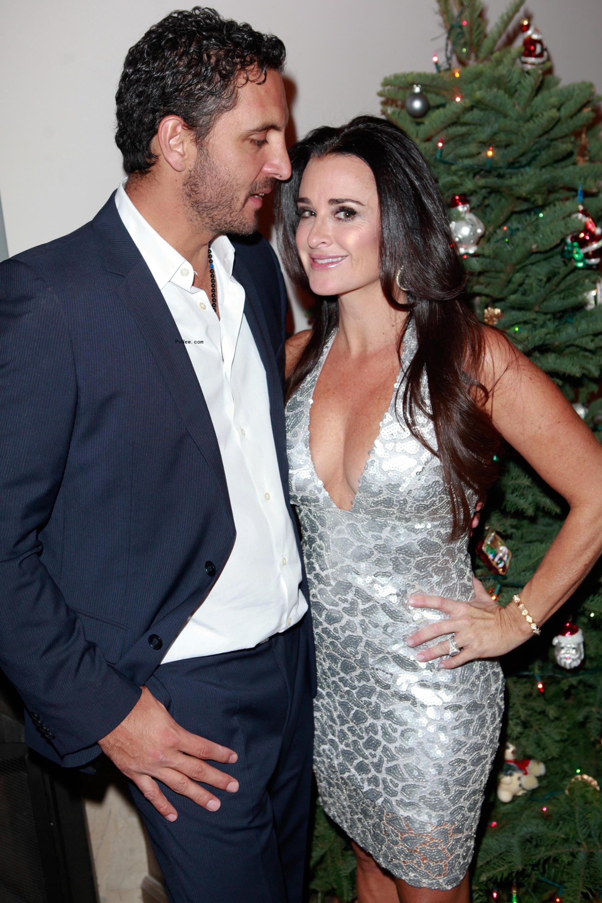 Mauricio Umansky and Kyle Richards