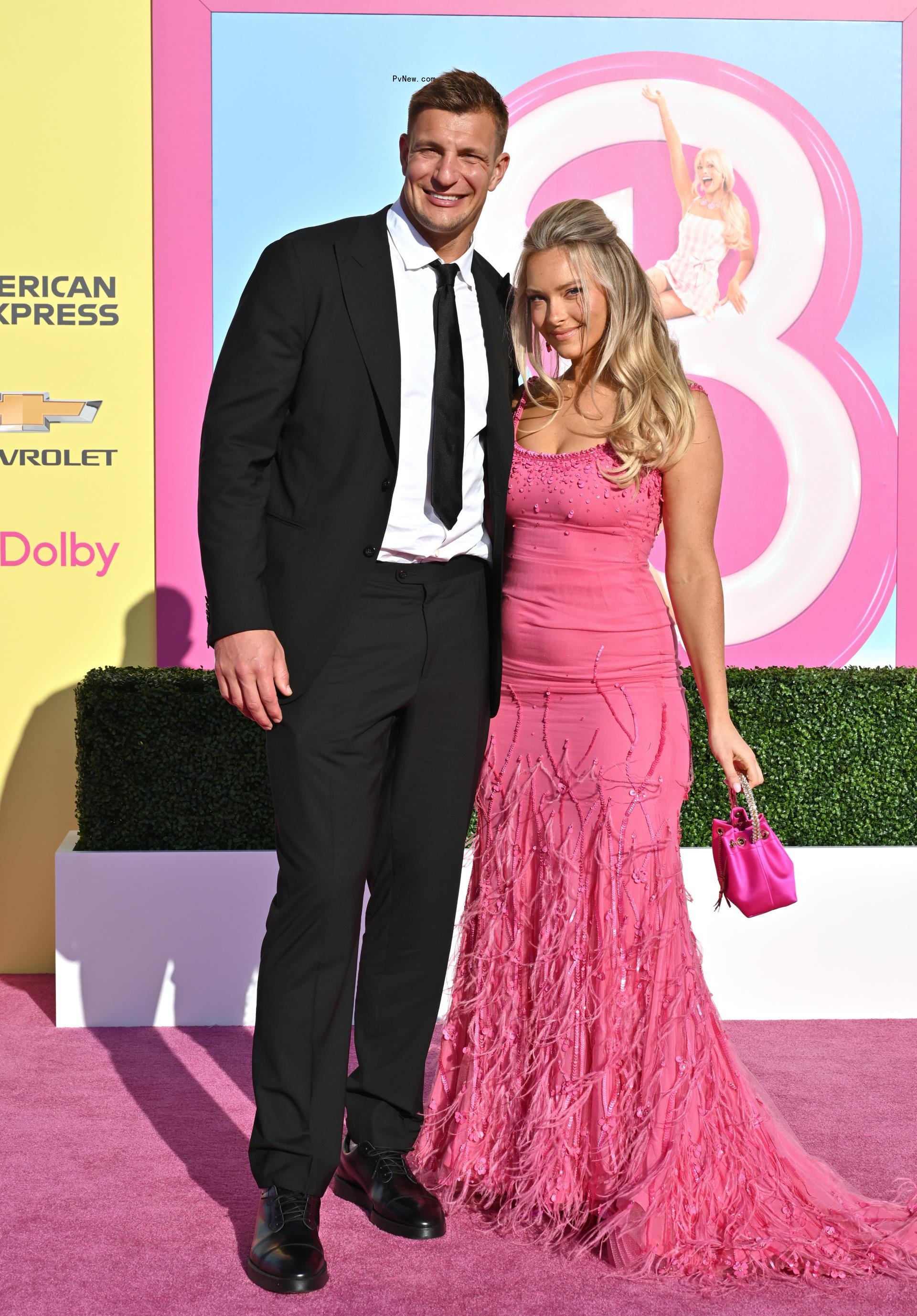 Camille Kostek Rob Gro<i></i>nkowski red carpet