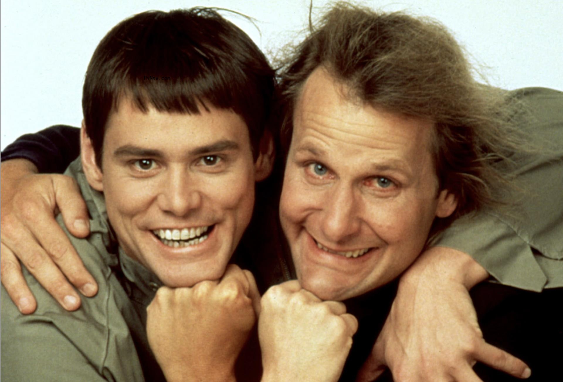 Jeff Daniels Says Agents Wanted Him Off ‘Dumb and Dumber’; He Feared Toilet Scene Might End His Career Until Jim Carrey Said: ‘It’s Going to Be Great…Go All the Way With It’