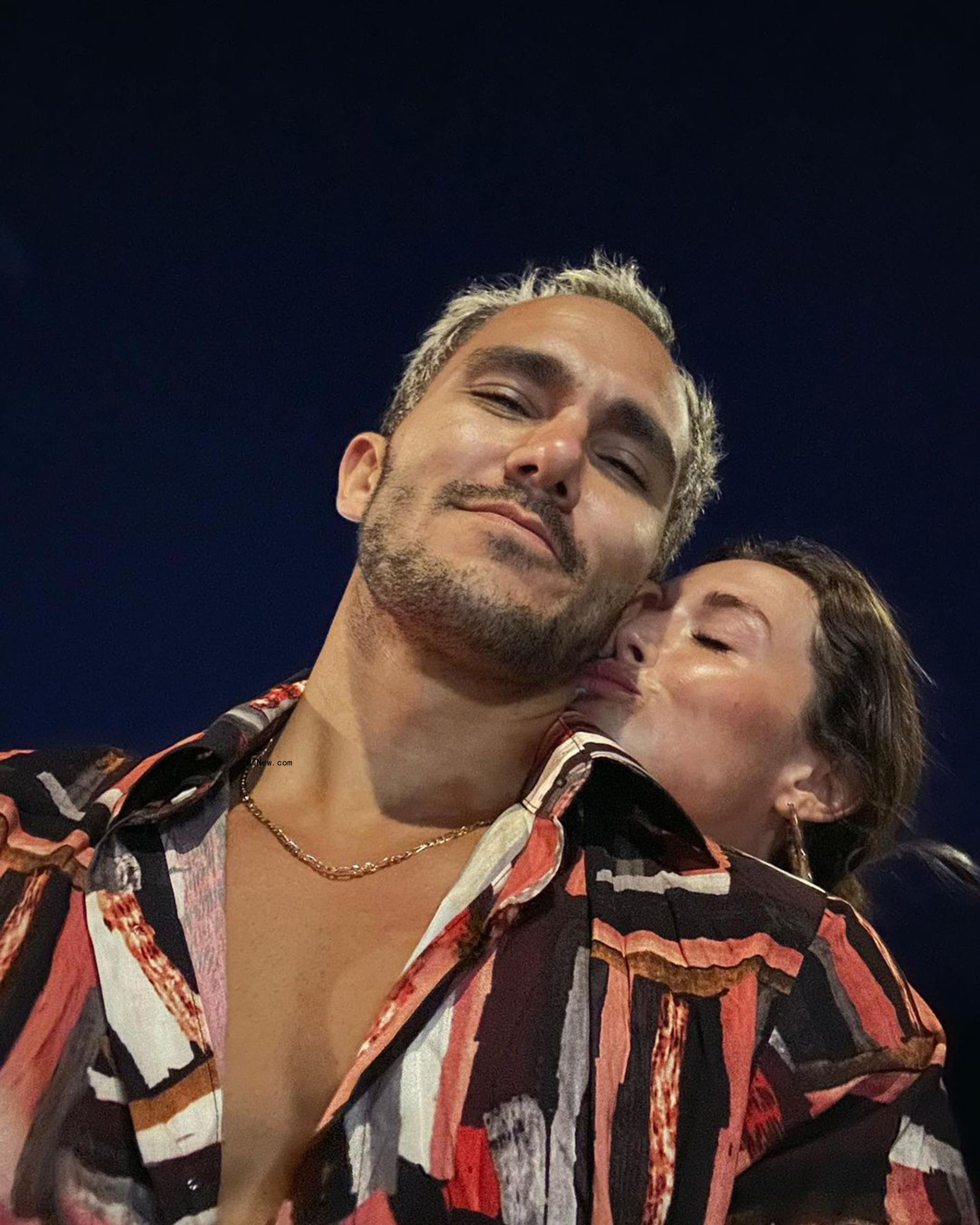 Alexa PenaVega and Carlos PenaVega
