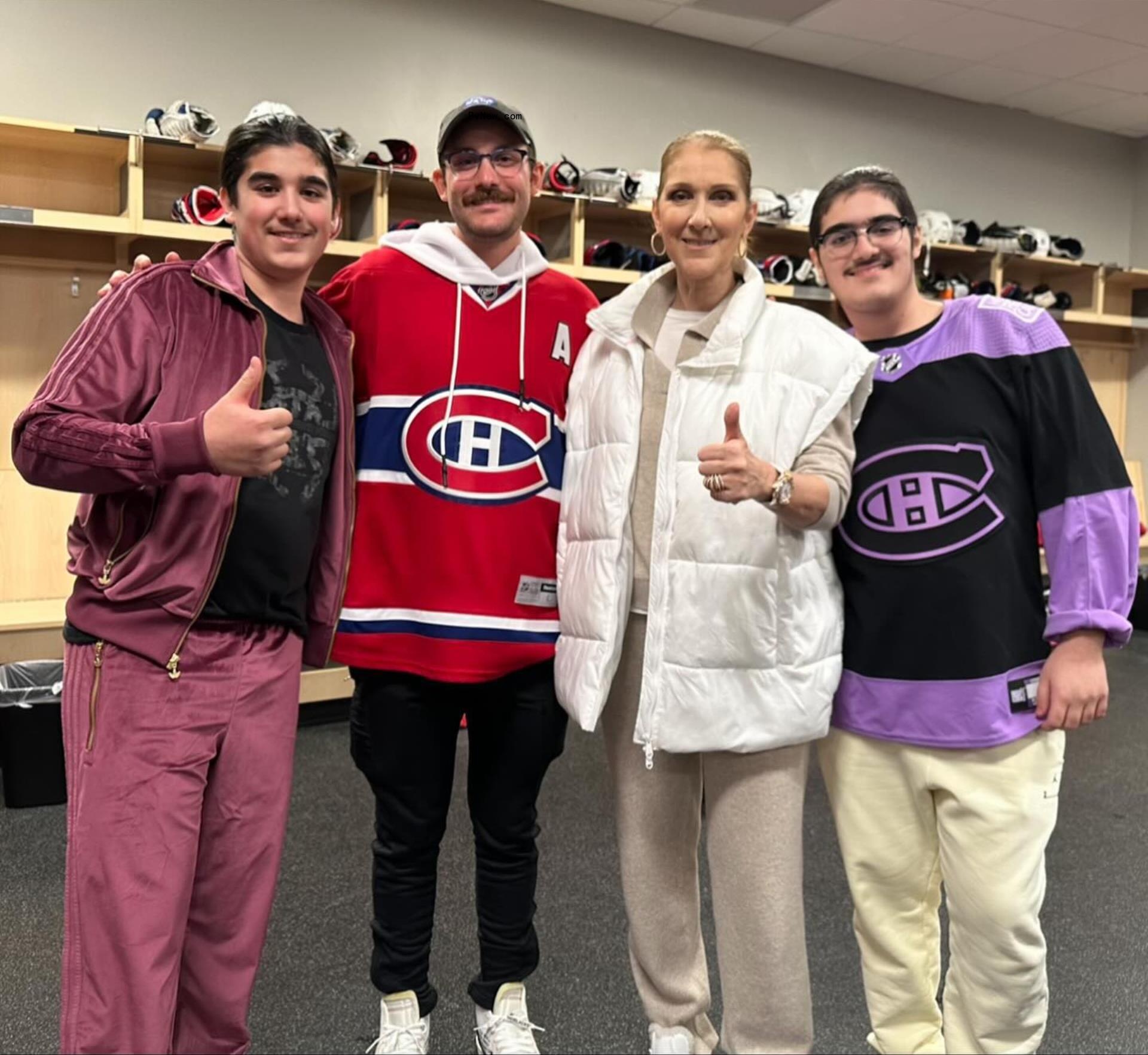 Céline Dion poses with sons 