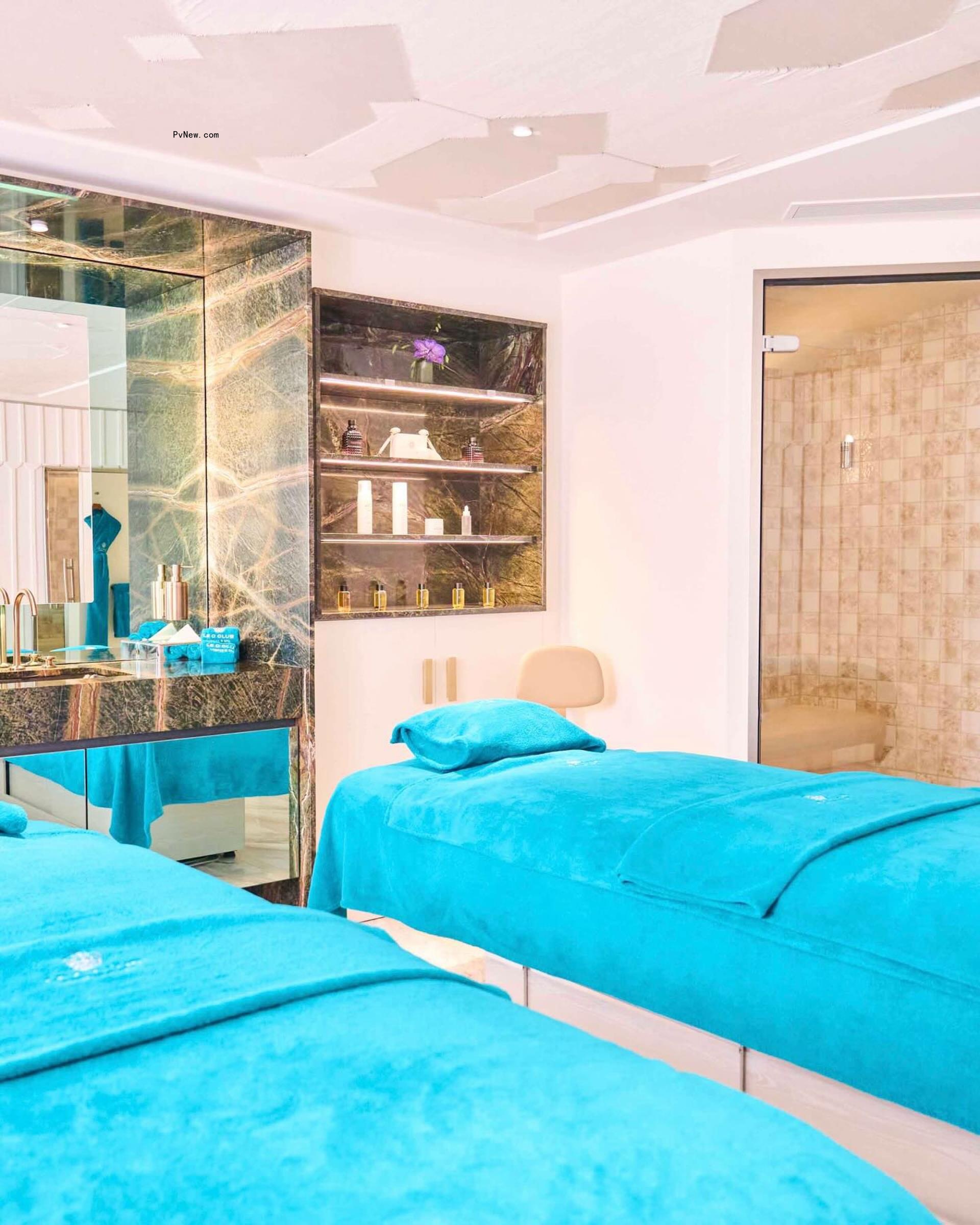 Carlton Cannes, a Regent Hotel hotel spa.